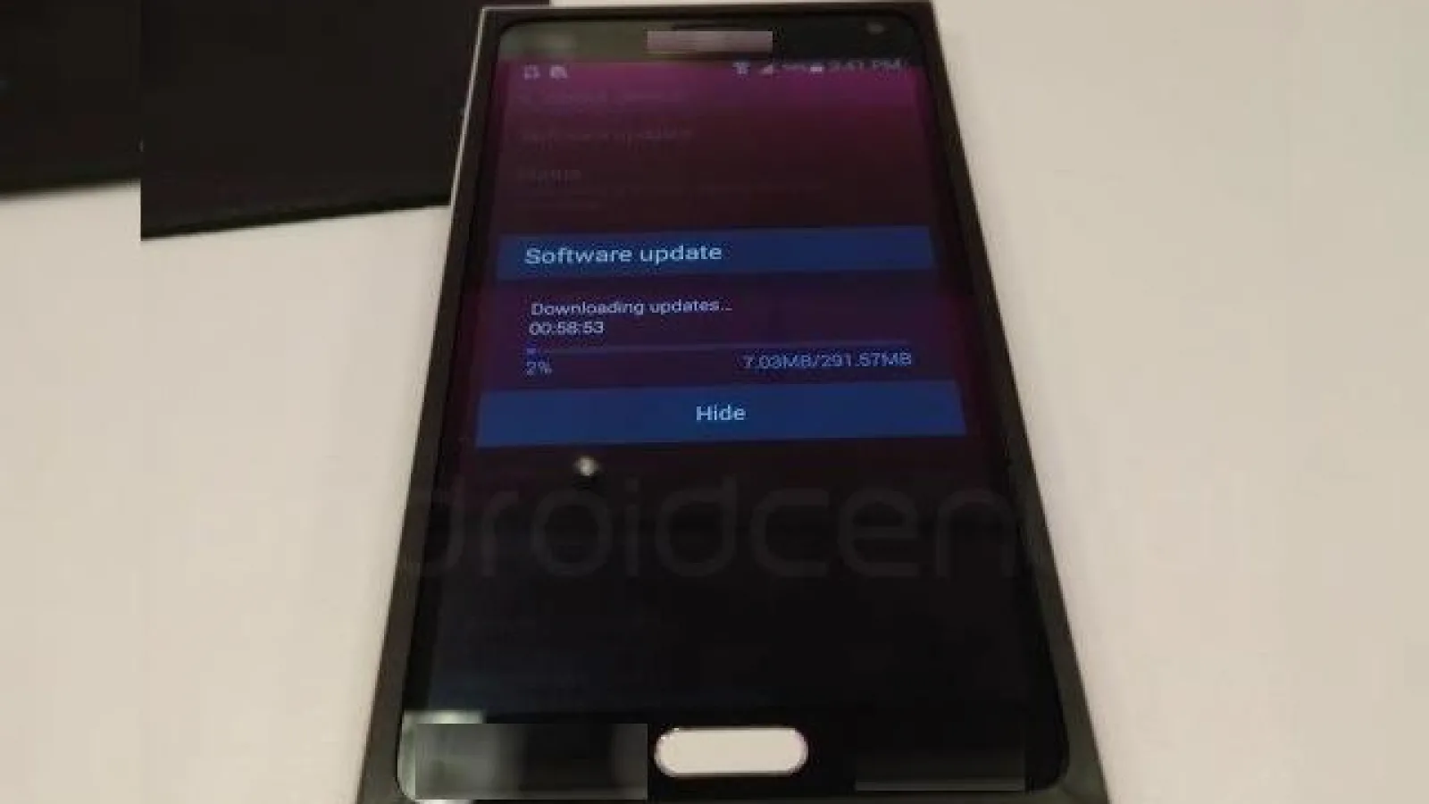 Samsung Galaxy Note 4 apare deghizat În fața camerei video cu doar câteva zile Înainte de lansarea oficială