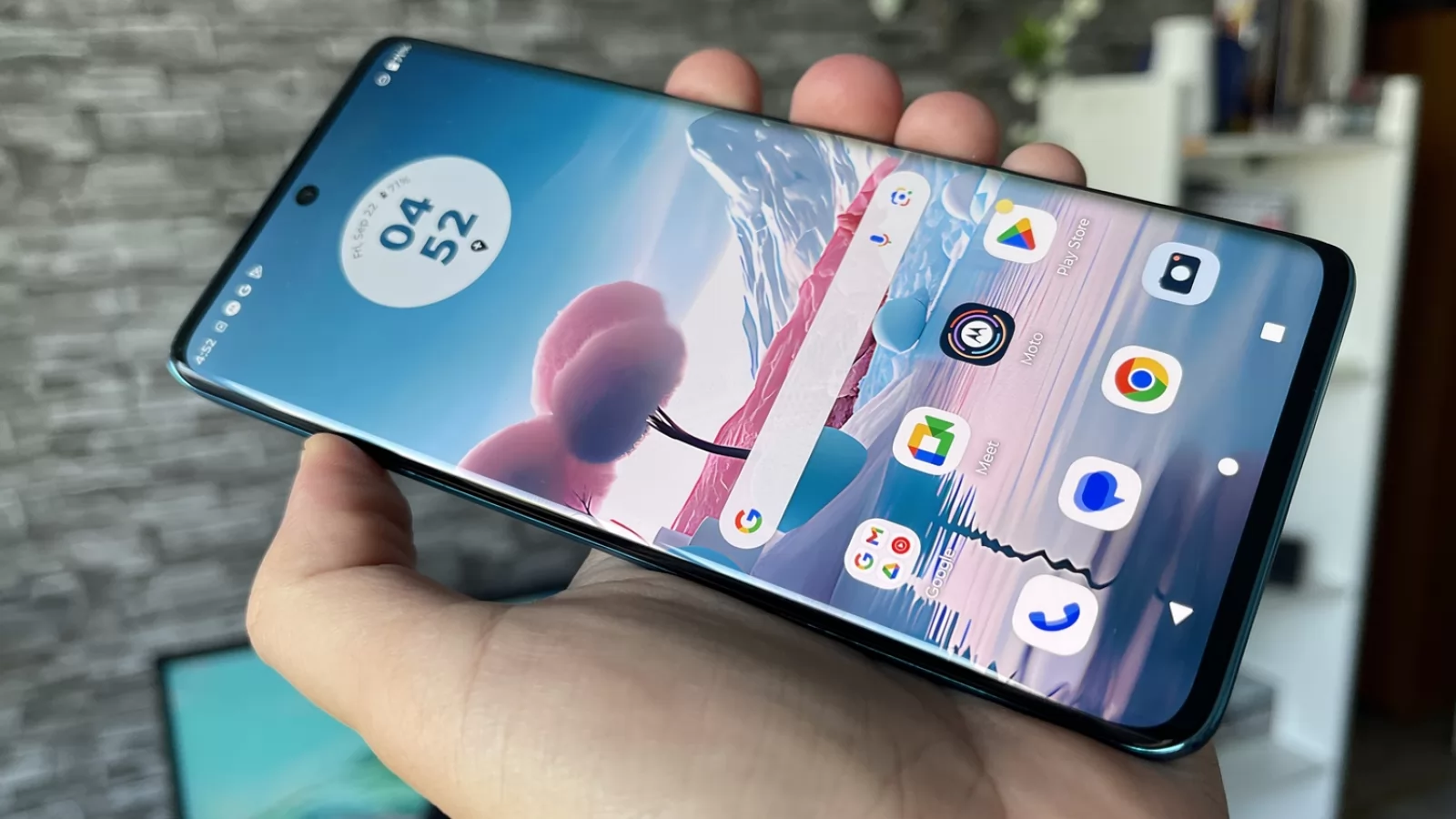 Motorola Edge 40 Neo: OS, UI, aplicaţii cu productivitate pe steroizi