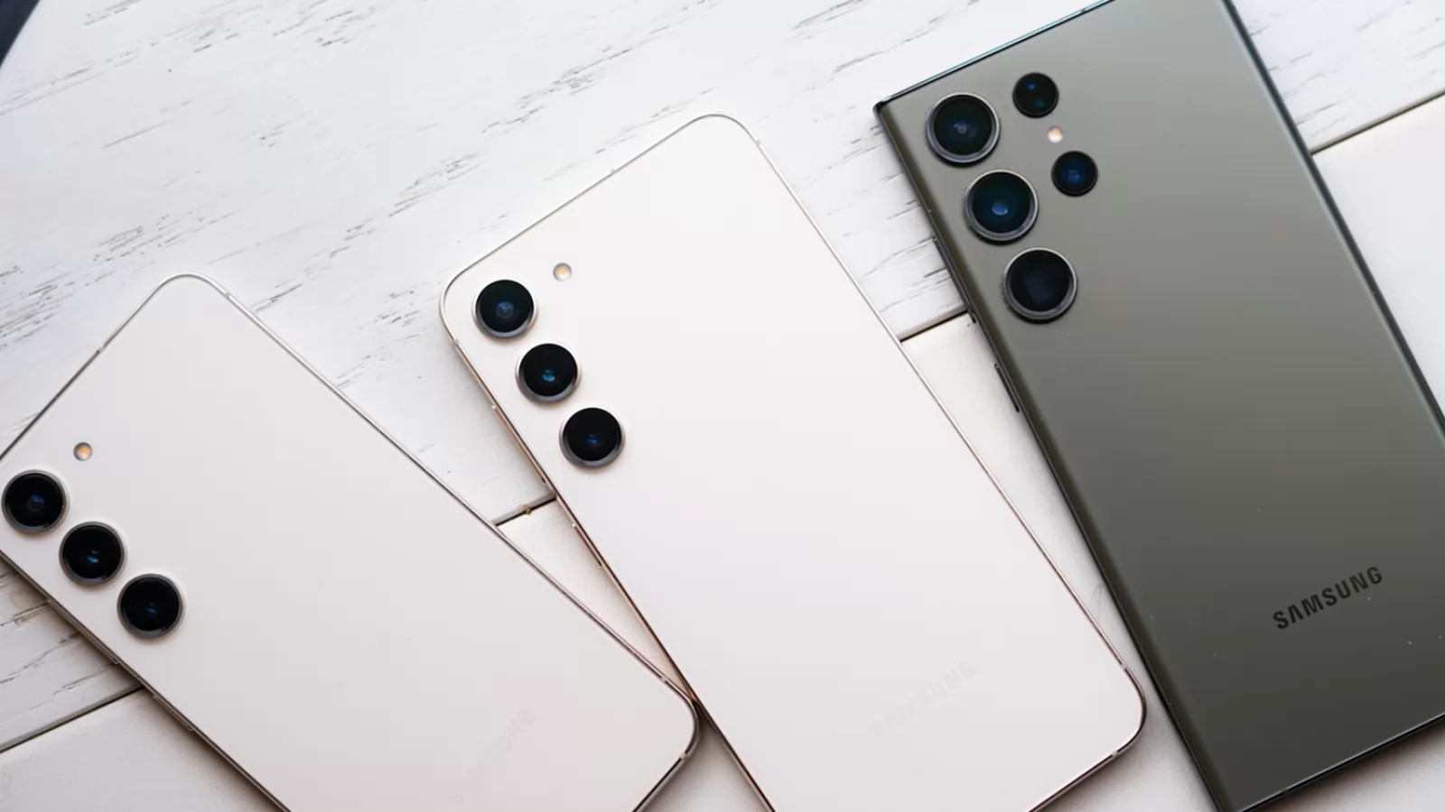 Întreg lineup-ul de flagship-uri Samsung Galaxy S24 ar primi rame fabricate din titan (Zvon)