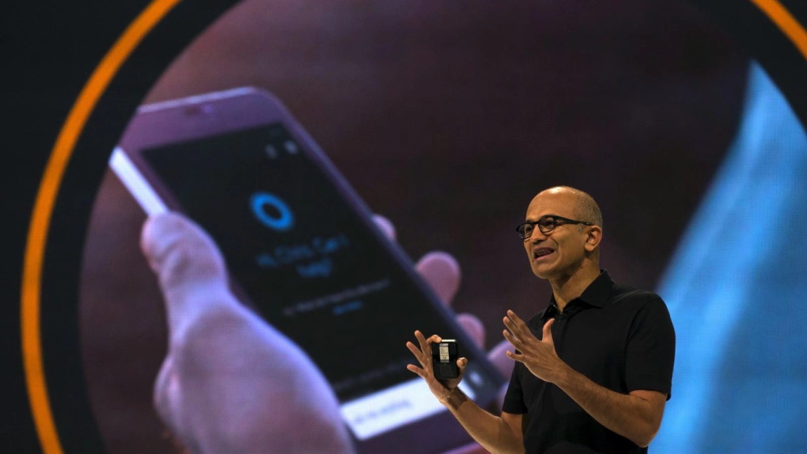 "Cea mai mare greşeală a mea a fost Windows Mobile" recunoaşte CEO-ul Microsoft, Satya Nadella