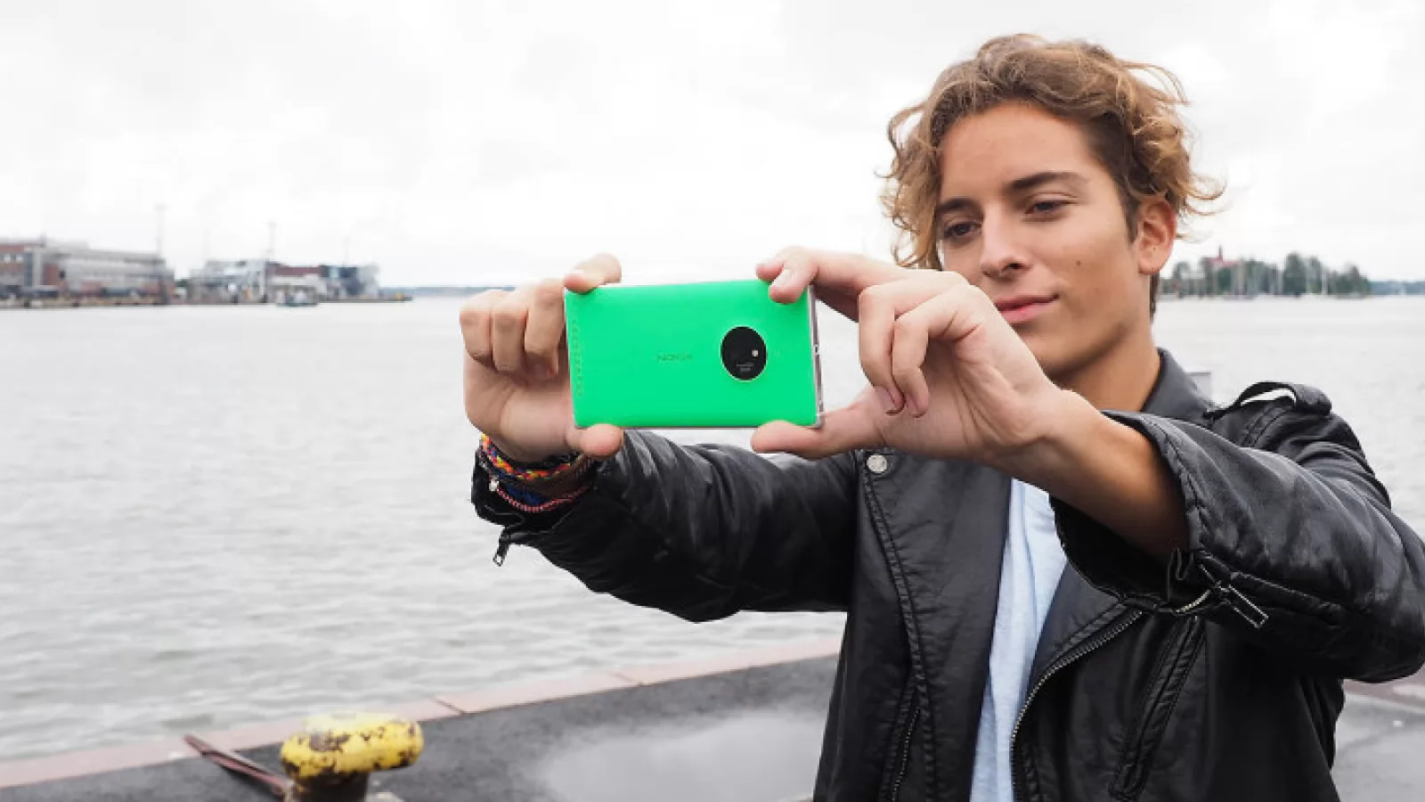 Bye-bye Nokia.com! Microsoft lansează un site oficial post Nokia pentru smartphone-uri