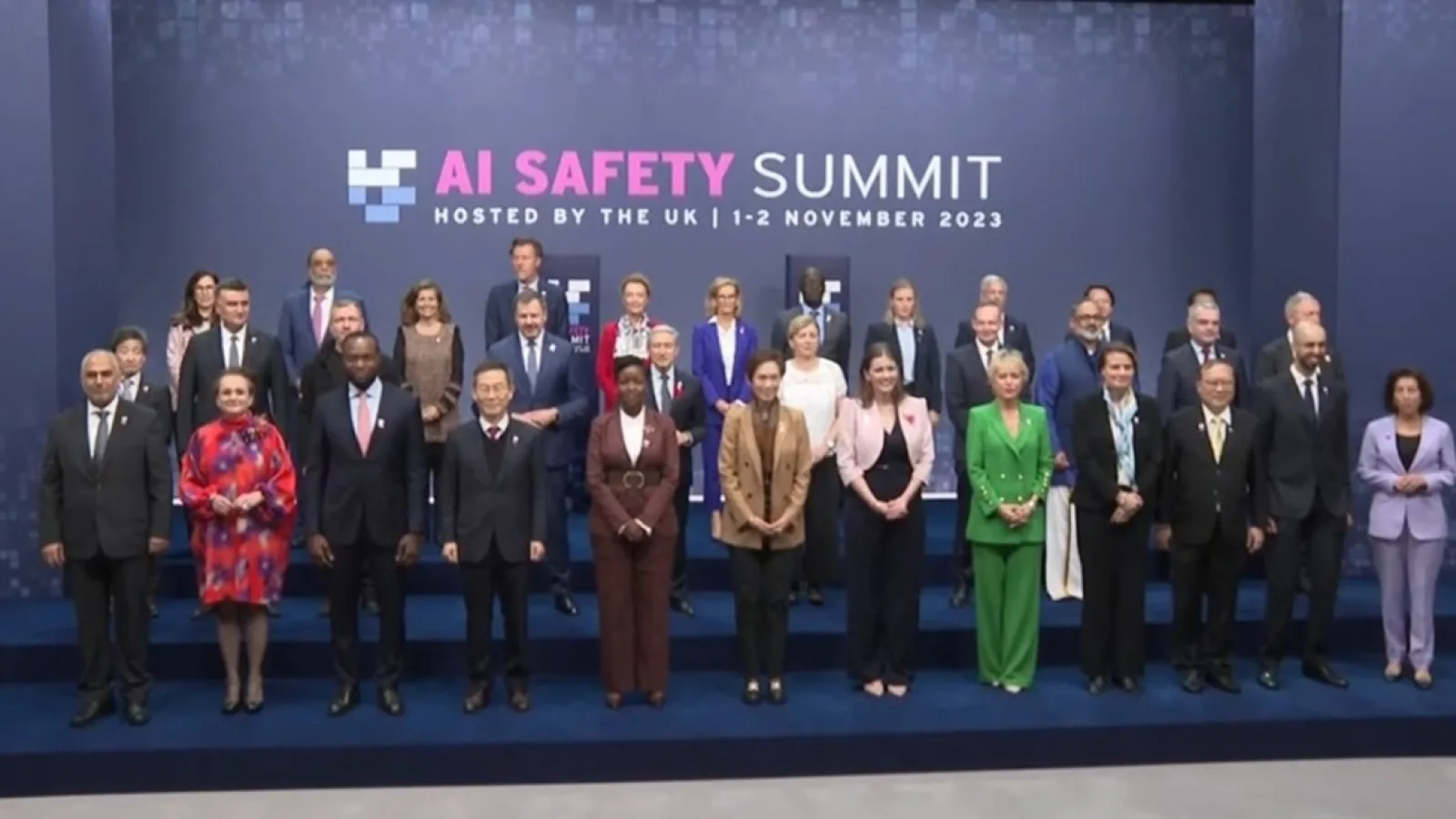 Inteligența Artificială a fost catalogată drept „un risc potențial catastrofal pentru omenire”; SUA, UK, UE și China au semnat Declarația de la Bletchley