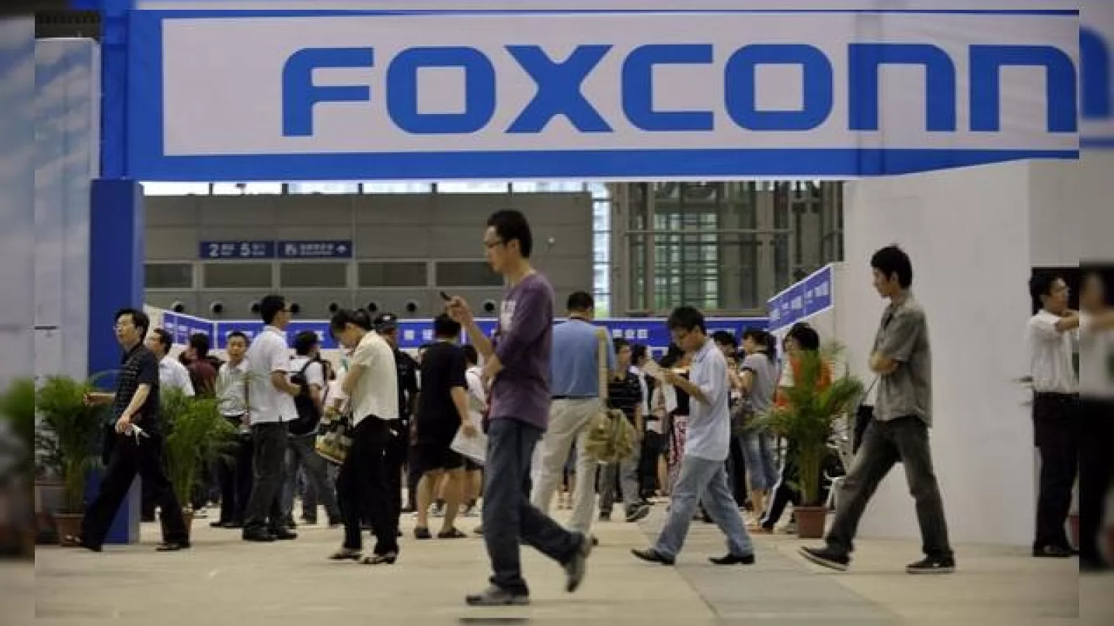 Foxconn ia decizia de a ajuta la Întărirea vânzărilor de smartphone-uri de origine chineză cu scopul de a reduce dependența de producția device-urilor Apple