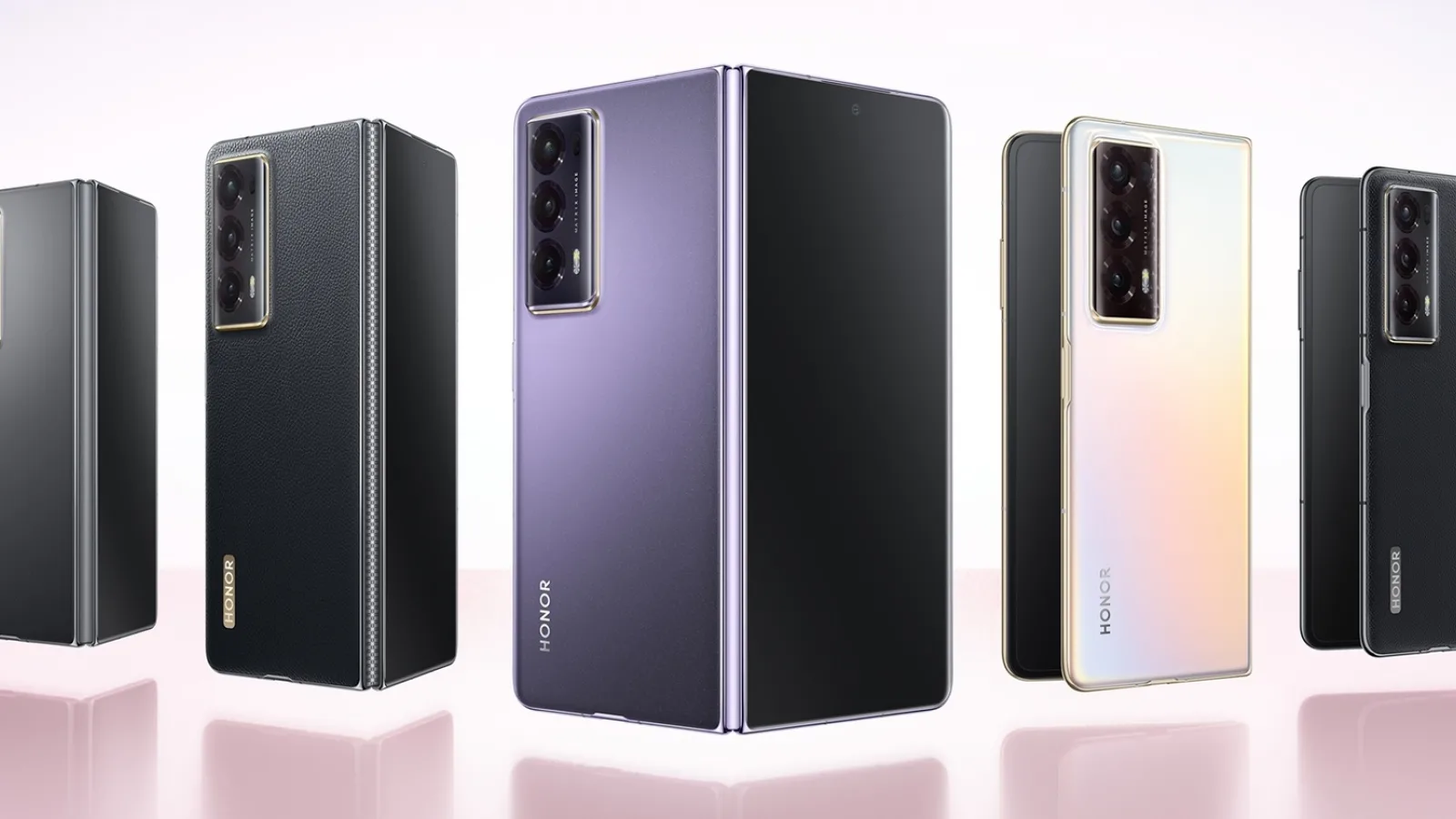 Honor îşi aduce telefonul pliabil Magic V2 în România în ianuarie 2024