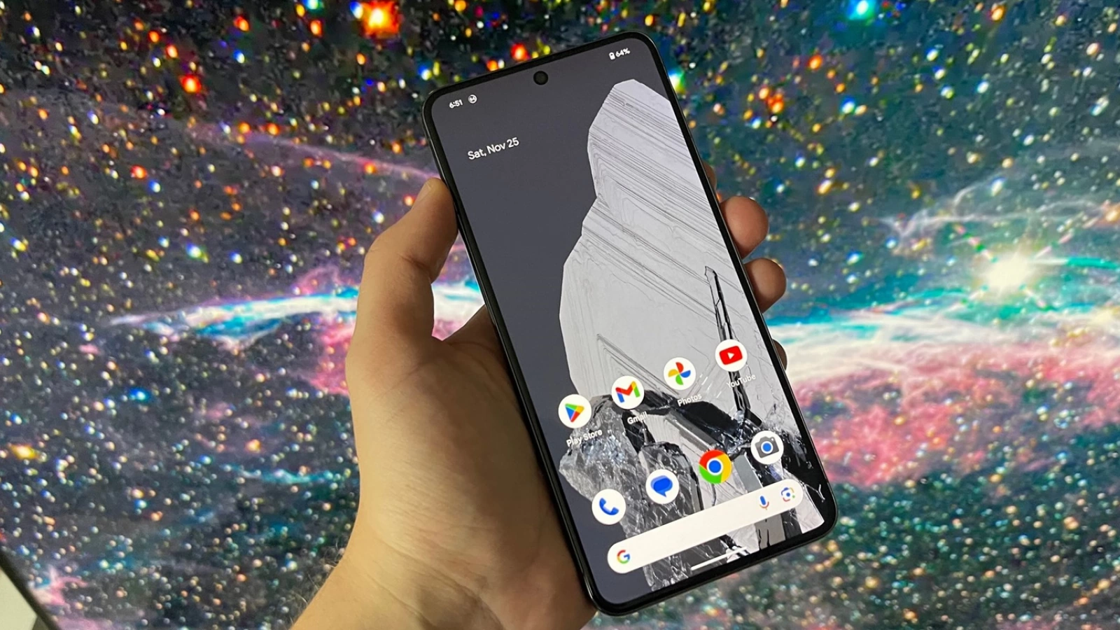 Google Pixel 8 Pro: Display fantasmagoric de luminos, greu de găsit cuvinte pentru el