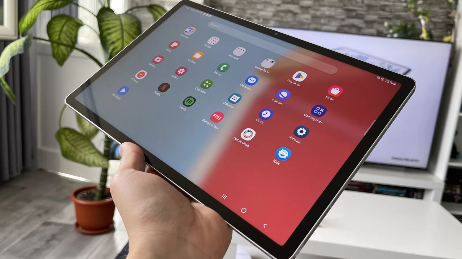 Samsung Galaxy Tab S9 FE+ 5G: Conectivitate supraîncărcată cu 5G, gata de streaming şi videoconferinţe oriunde