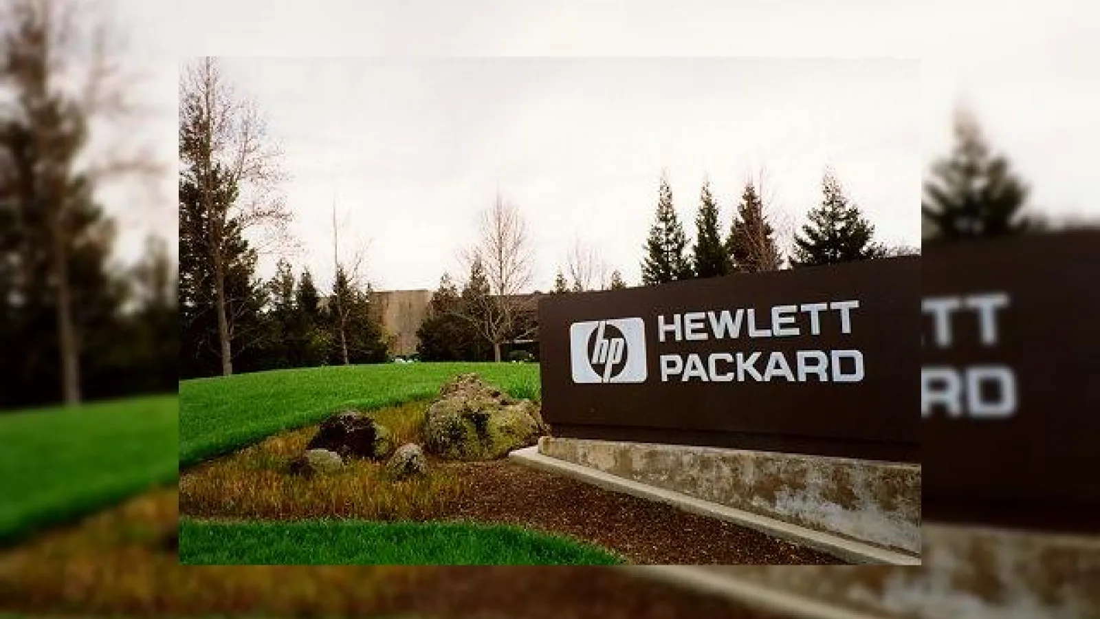 Compania HP (Hewlett-Packard) se va separa În două filiale: PC și enterprise