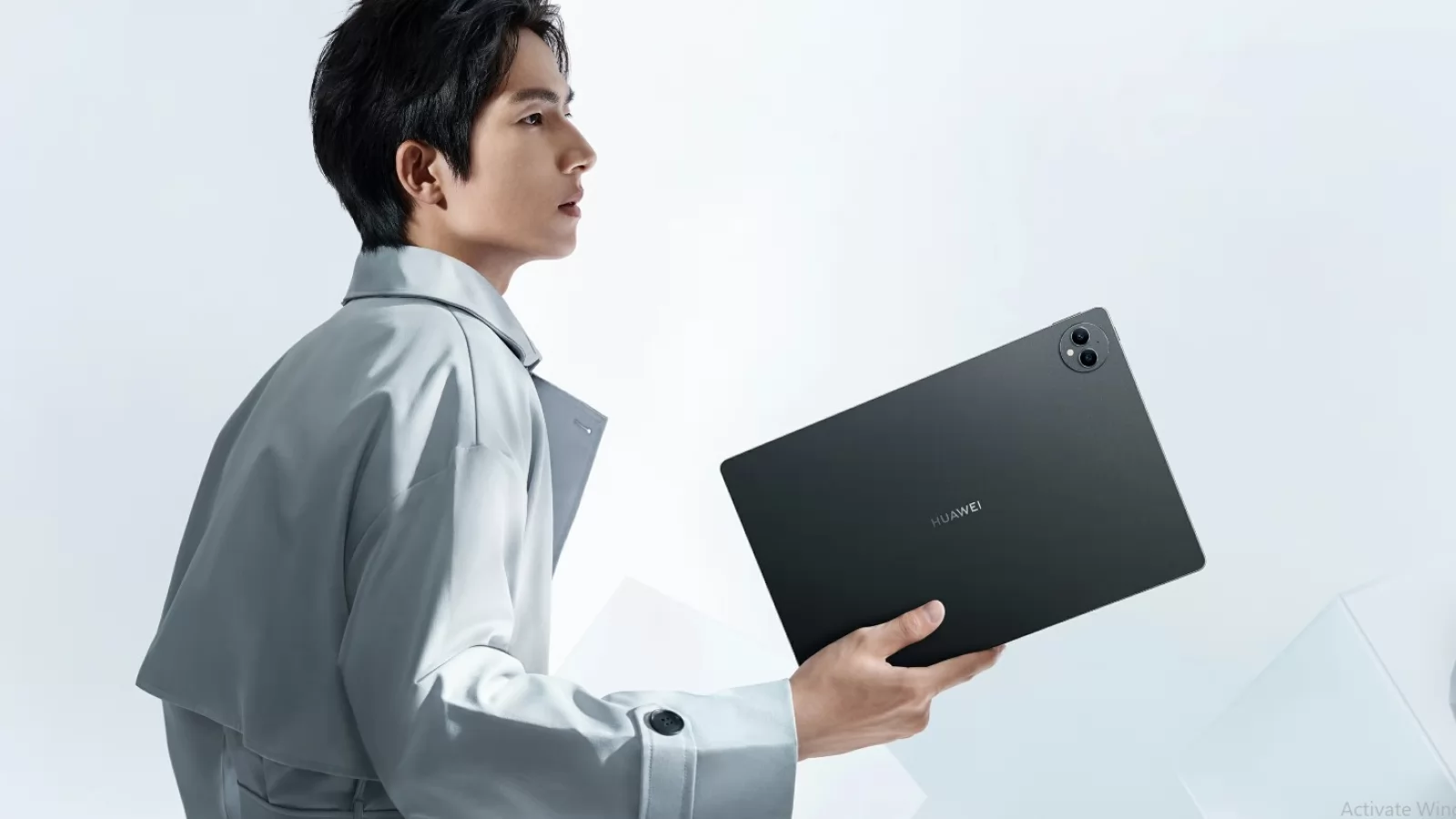 HUAWEI aduce tableta MatePad Pro 13.2 global, un dispozitiv pentru multimedia și productivitate; La precomandă din ianuarie 2024
