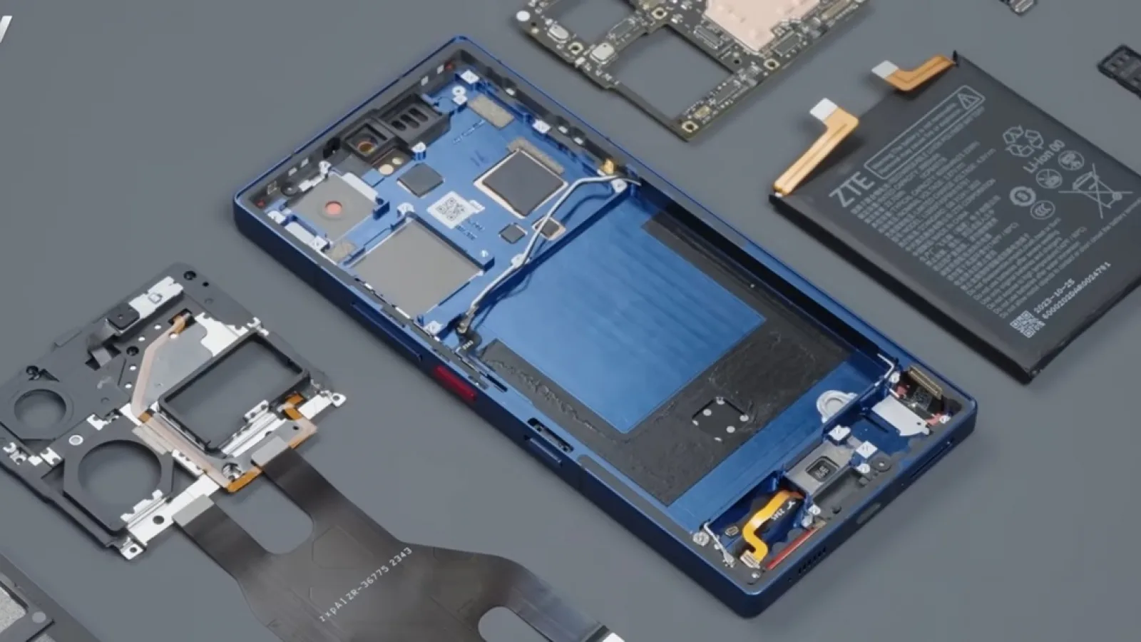 Nubia Z60 Ultra e disecat în fața camerei; Ce se află sub capota telefonului Van Gogh?