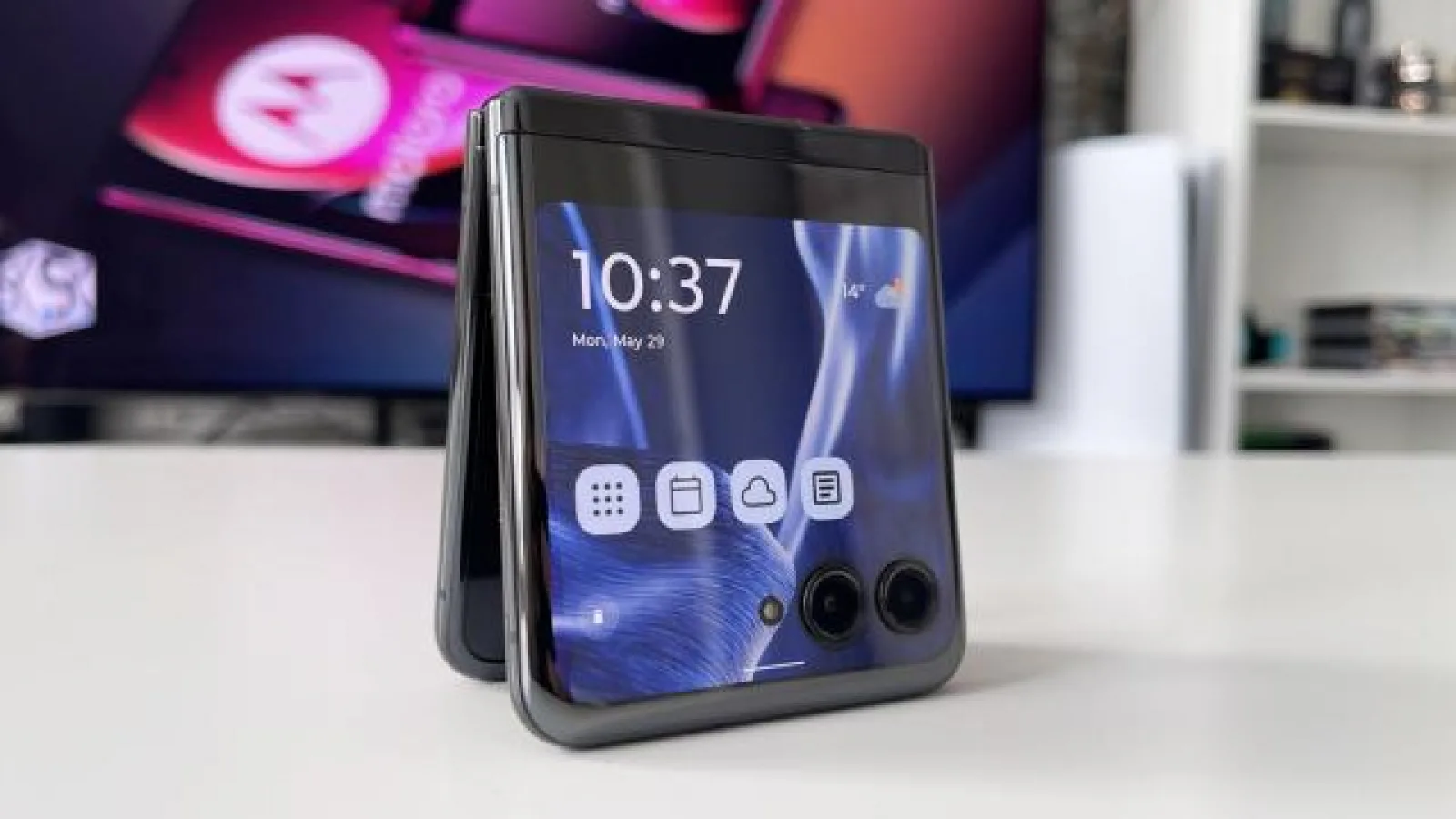 Motorola ar putea reveni la flagship-uri memorabile în 2024; Seriile X şi S sunt în cărţi