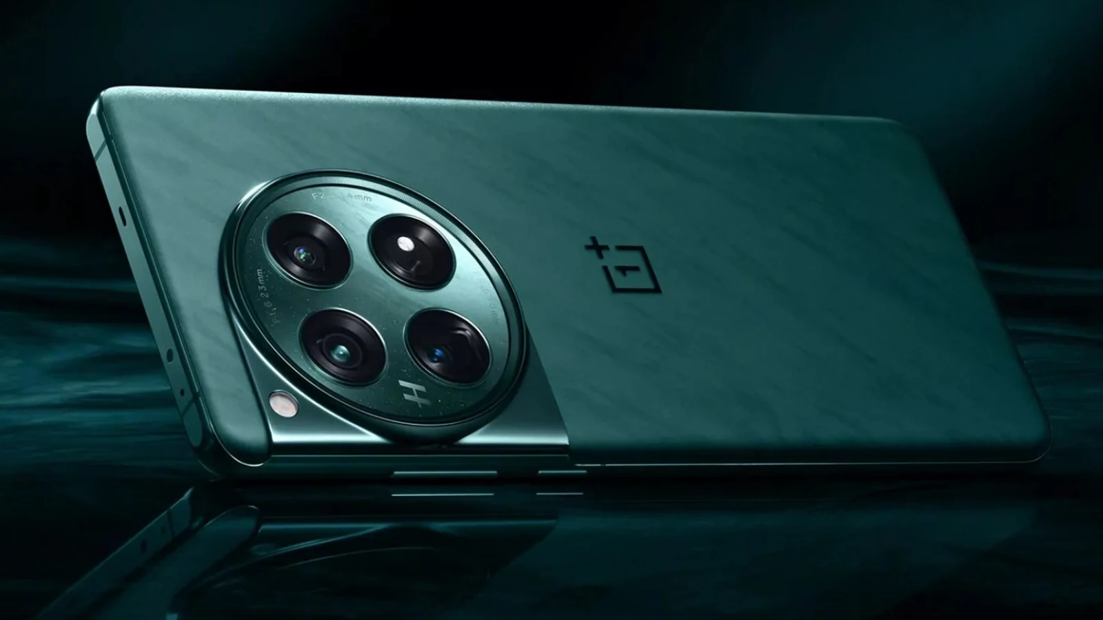 OnePlus 12 a debutat oficial în Europa! Flagship-ul are design elegant, baterie MARE, procesor Snapdragon 8 Gen 3; Cât costă?