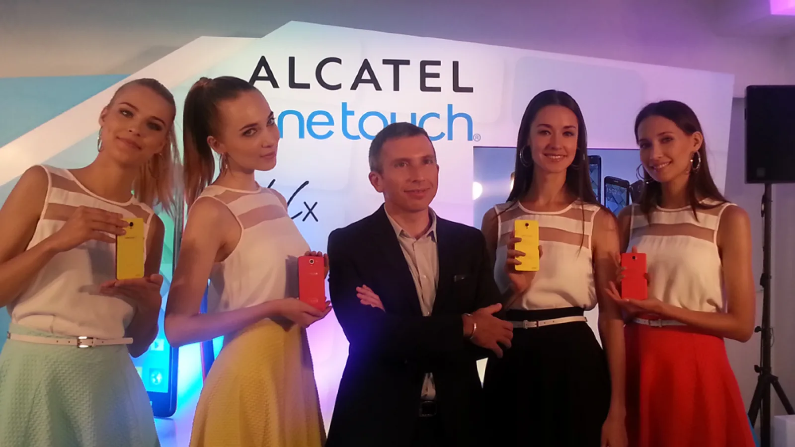 Vice-președintele Alcatel vorbește despre planurile de lansare a unor noi device-uri Windows Phone