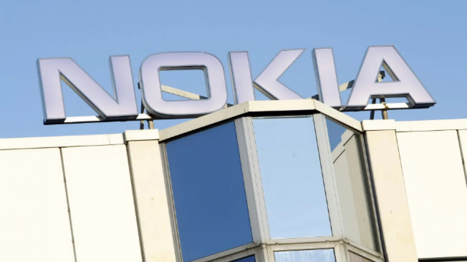 Nokia anunță profit net de 950 de milioane de dolari pe trimestrul 3, ramurile independente din Finlanda evoluează