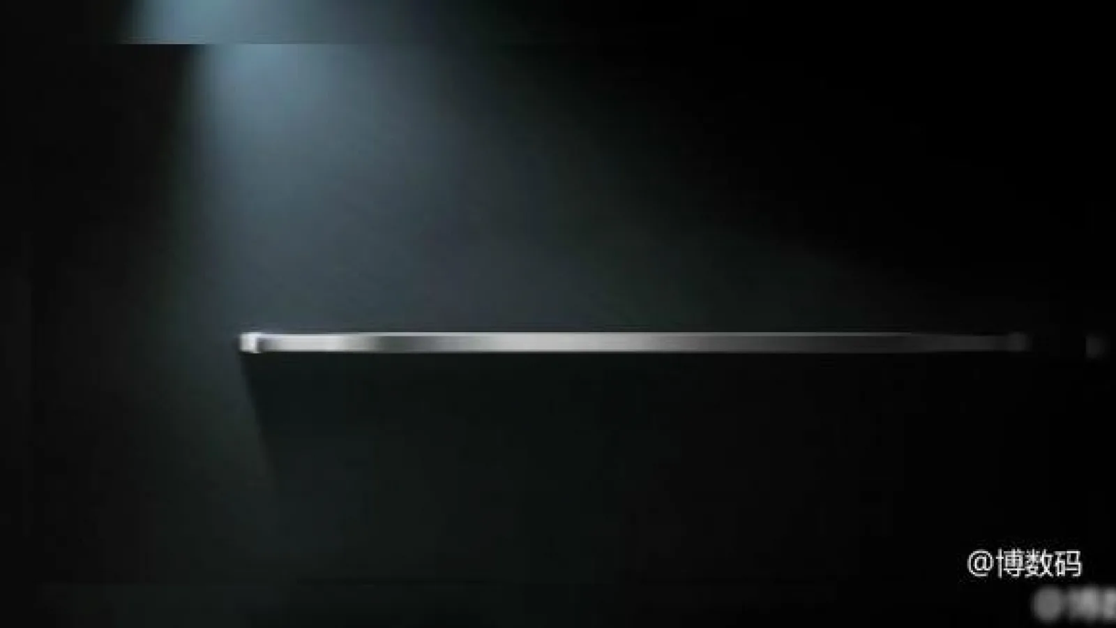 Telefon trecut ca prin inel: Vivo ar lucra la un smartphone cu grosime de doar 3.8 mm, conform unui teaser