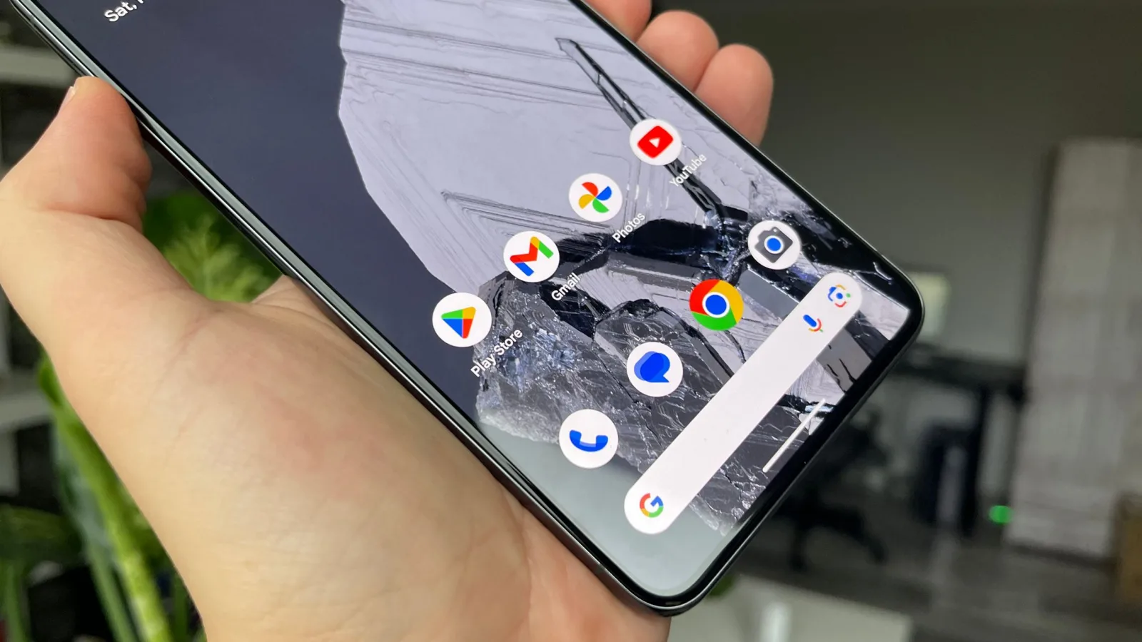 Se schimbă sensibilitatea ecranelor de pe telefoanele Google Pixel; Iată cum şi de ce