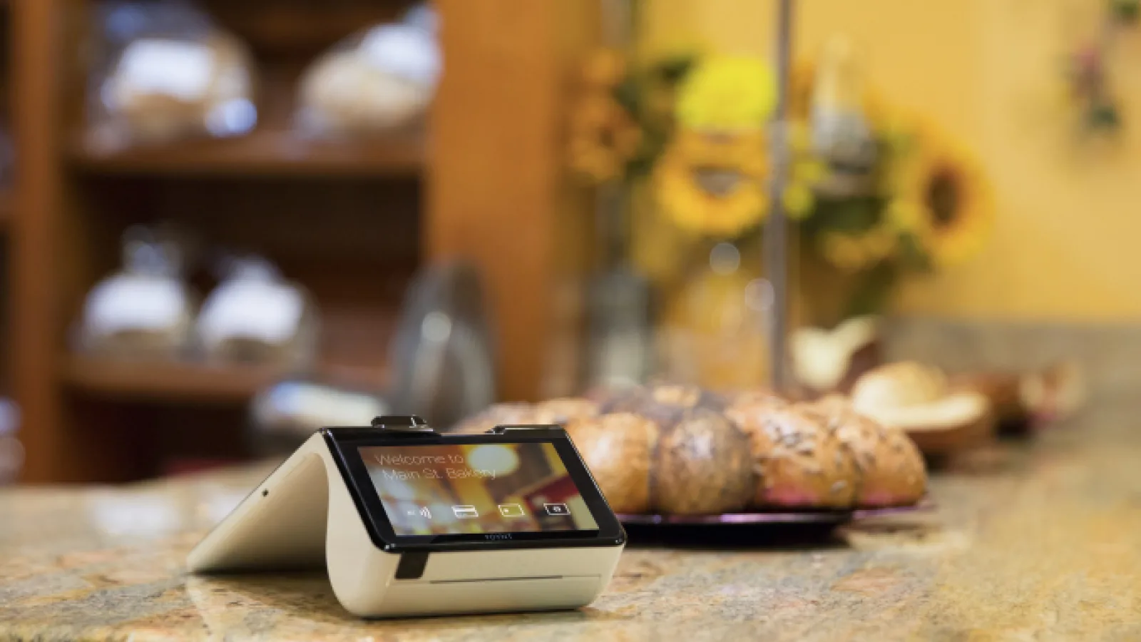 Fostul șef Google Wallet lansează Poynt, un terminal de plată care anunță o revoluție În domeniu