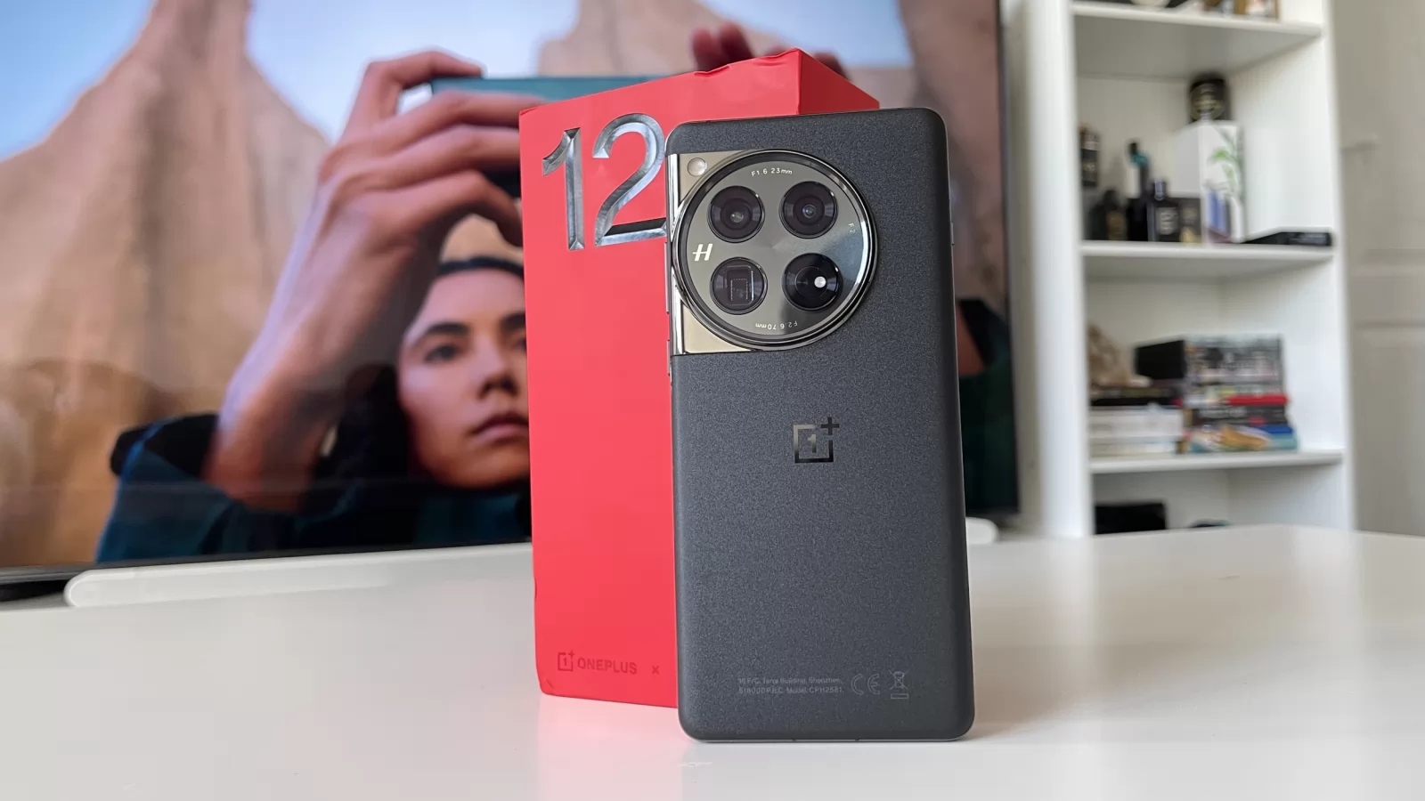 De ce să preferi canalele oficiale pentru OnePlus 12: sfatul OnePlus pentru consumatorii români