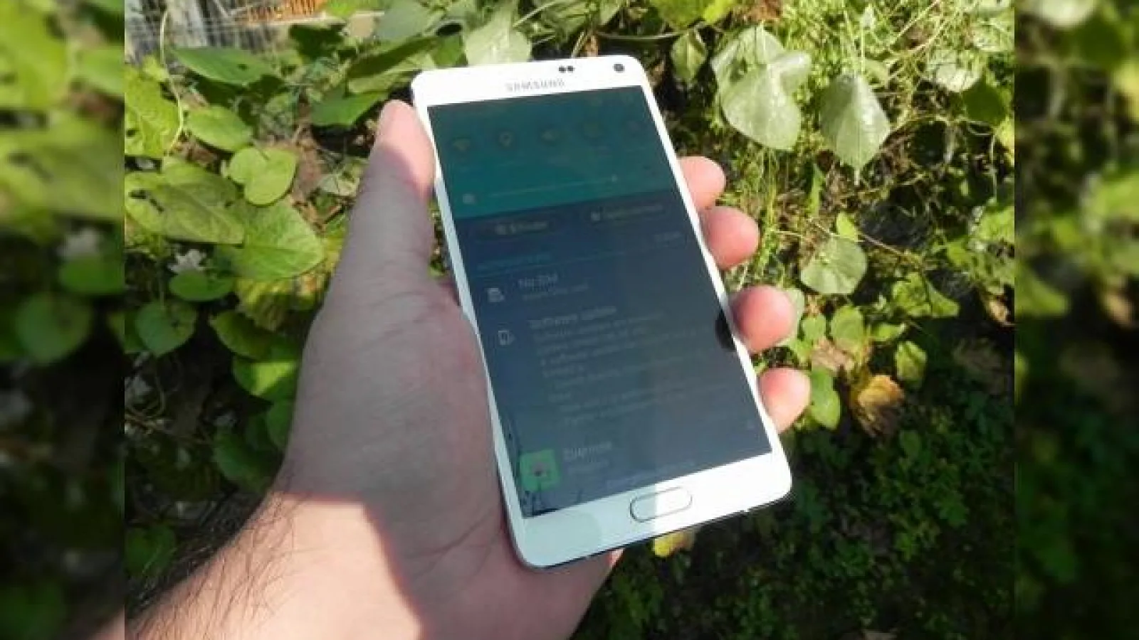 Samsung Galaxy Note 4 este noul campion al testelor de luminozitate la Mobilissimo.ro; Iată câți LUX atinge!