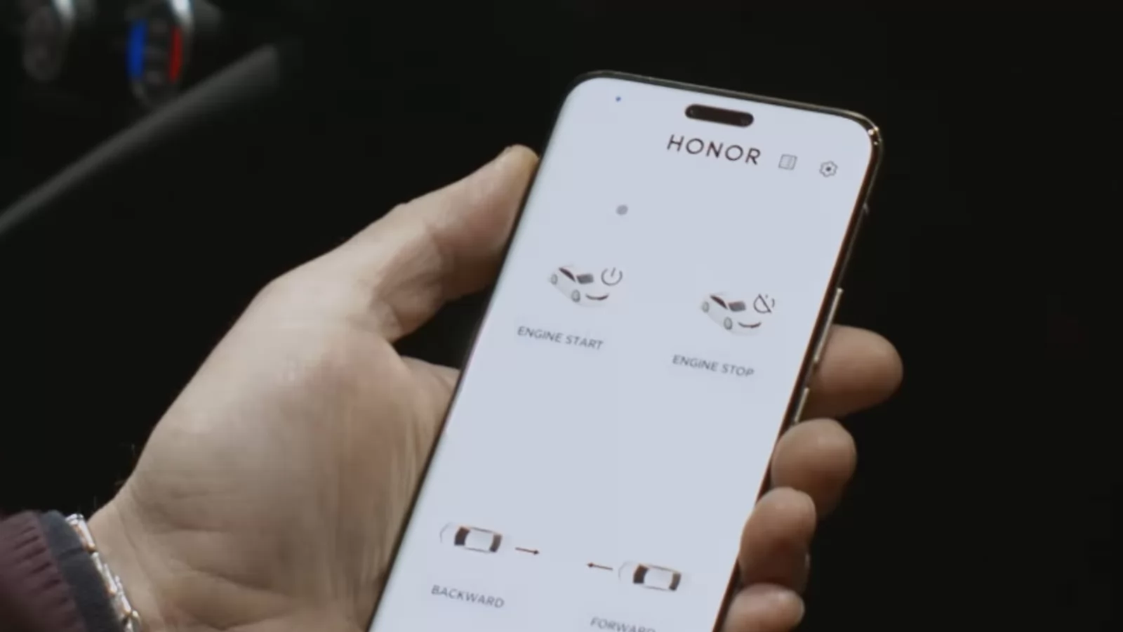 Telefoanele Honor vor putea controla un automobil cu... privirea utilizatorului