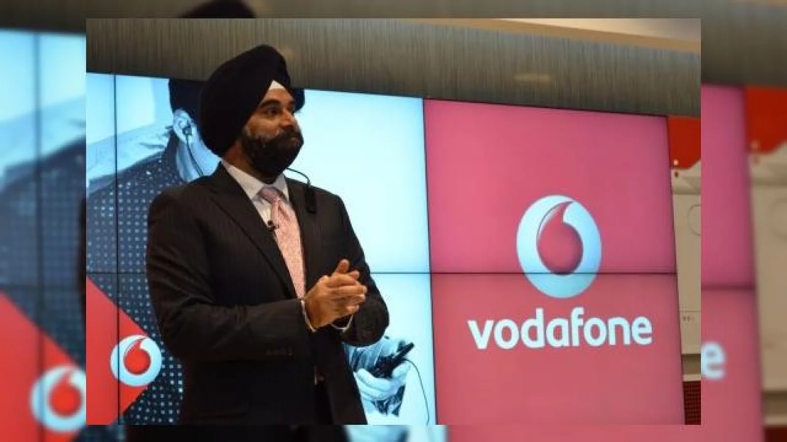Vodafone lansează tehnologia VoLTE și demonstrează funcția avansată de apelare numită Call+