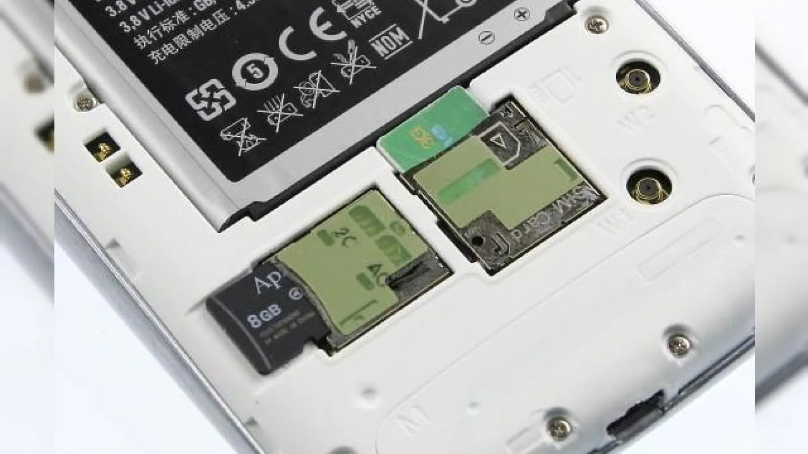 Android 5.0 Îmbunătățește funcționalitatea cardurilor microSD: acces complet la directoare, securitate mai bună și multe altele