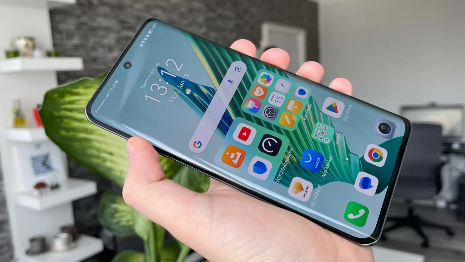 HONOR Magic6 Lite: OS, UI, aplicaţii cu inspiraţie familiară