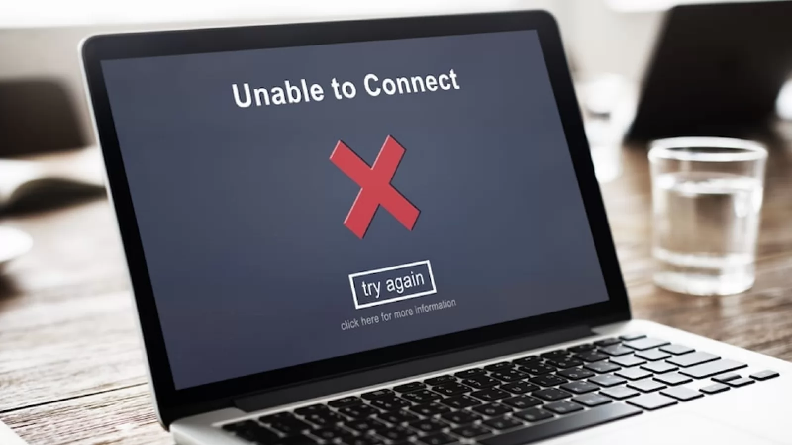 Serviciul de internet Vodafone a picat în aproape toată România; Ce spun utilizatorii?