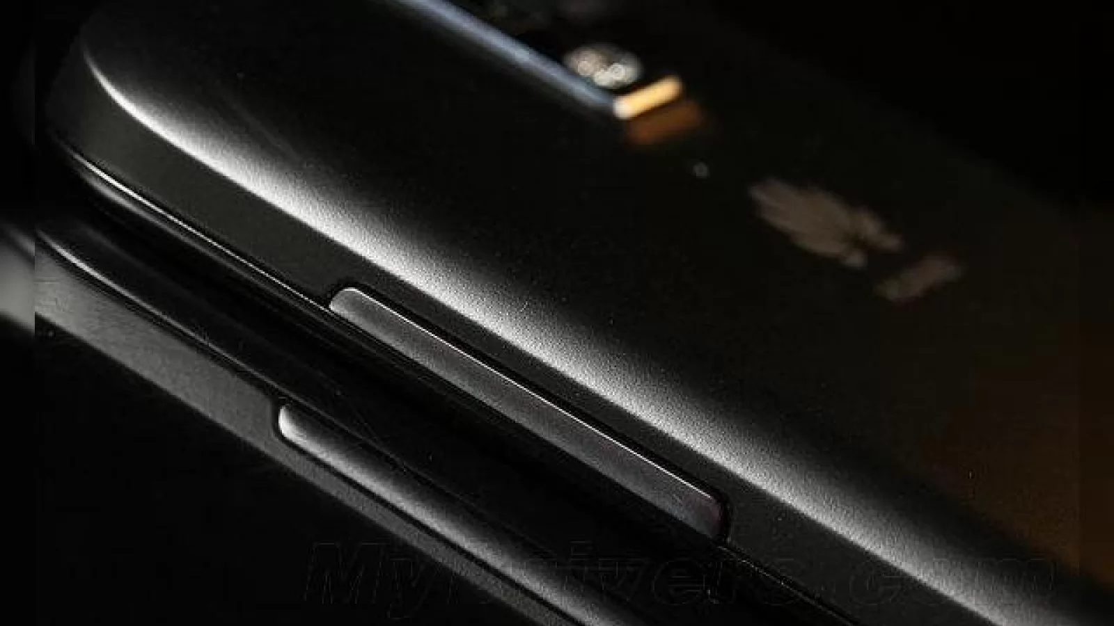 Huawei Ascend P8 are parte de o nouă scăpare, sub formă de imagine de această dată