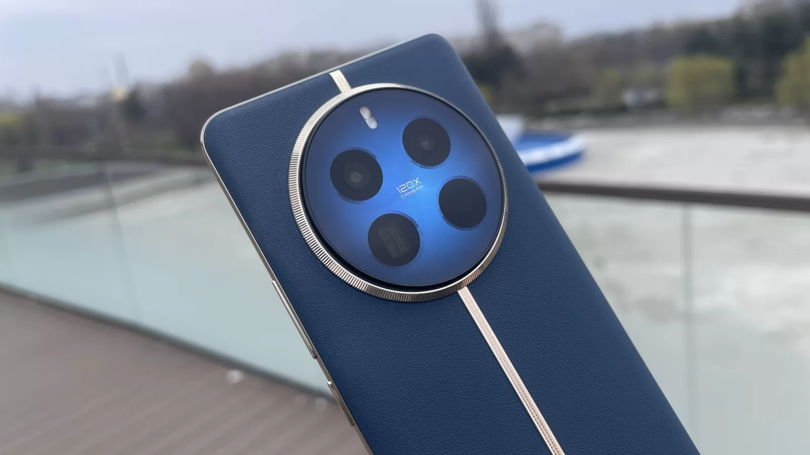 realme 12 Pro+: Camera tipică de mid-range, actualizată cu periscop telephoto pentru zoom optic 3x