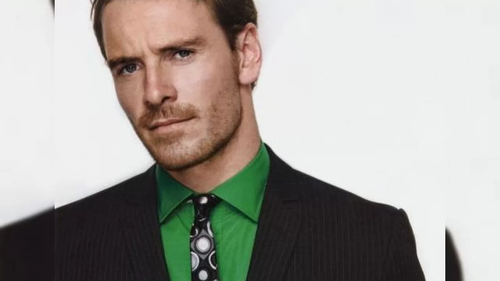 Sony vinde filmul despre Steve Jobs către Universal, Michael Fassbender cu un pas mai aproape de rolul principal