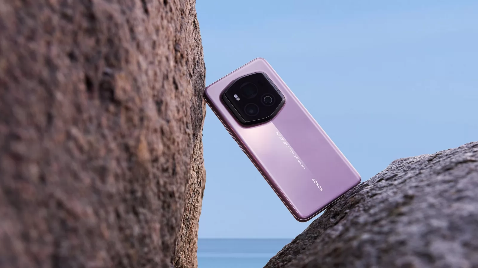 Honor Magic 6 RSR Porsche Design acum și pe roz, pregătit de lansarea globală