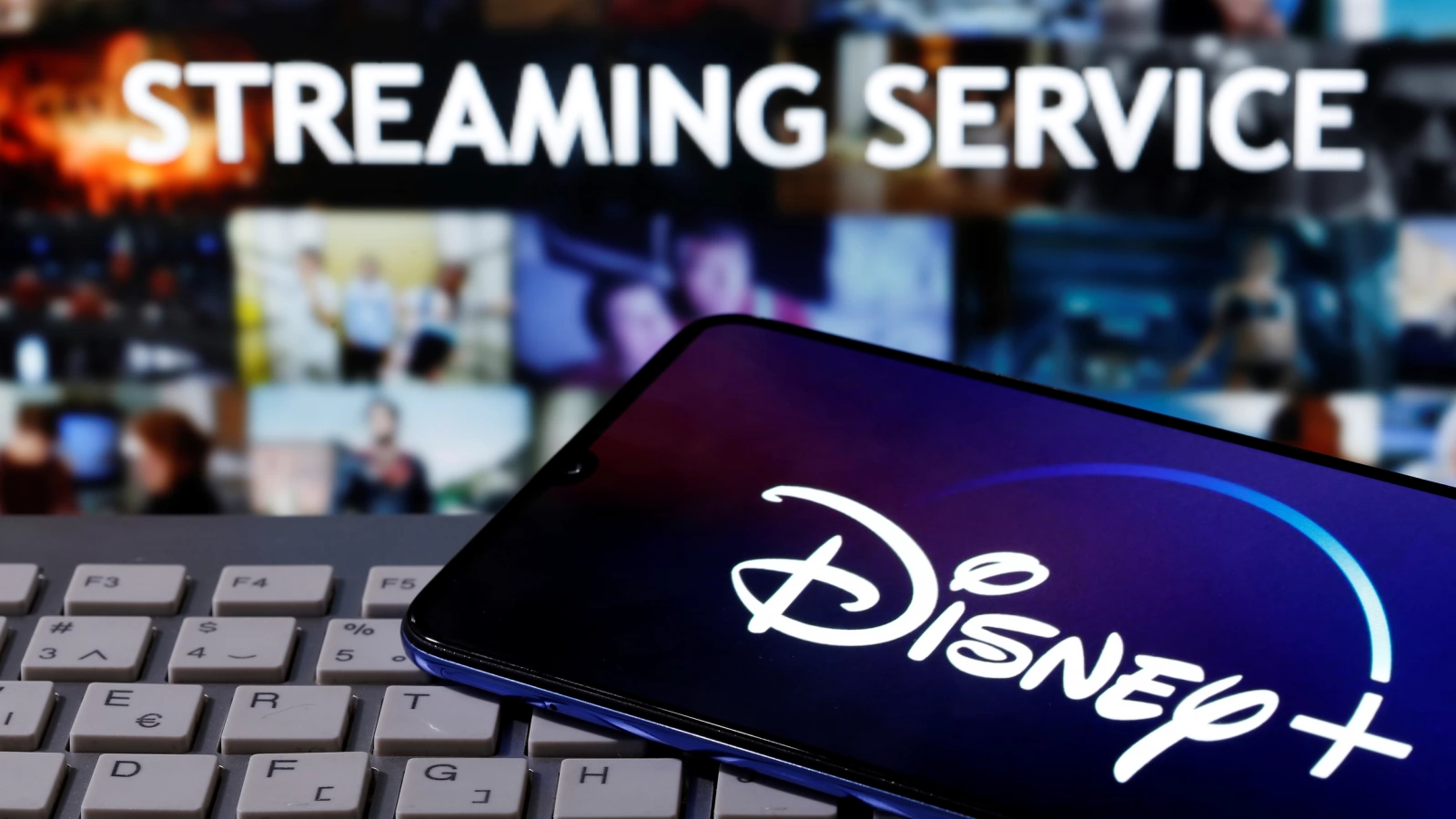  Disney și Warner Bros inițiază un mega-pachet de streaming; Disney+, Hulu și HBO Max într-un singur abonament