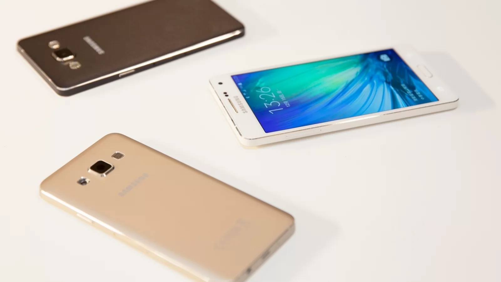 Samsung Galaxy A5 și Galaxy A3 lansate oficial În Taiwan; primim carcase uni-body din aluminiu și procesoare pe 64-bit