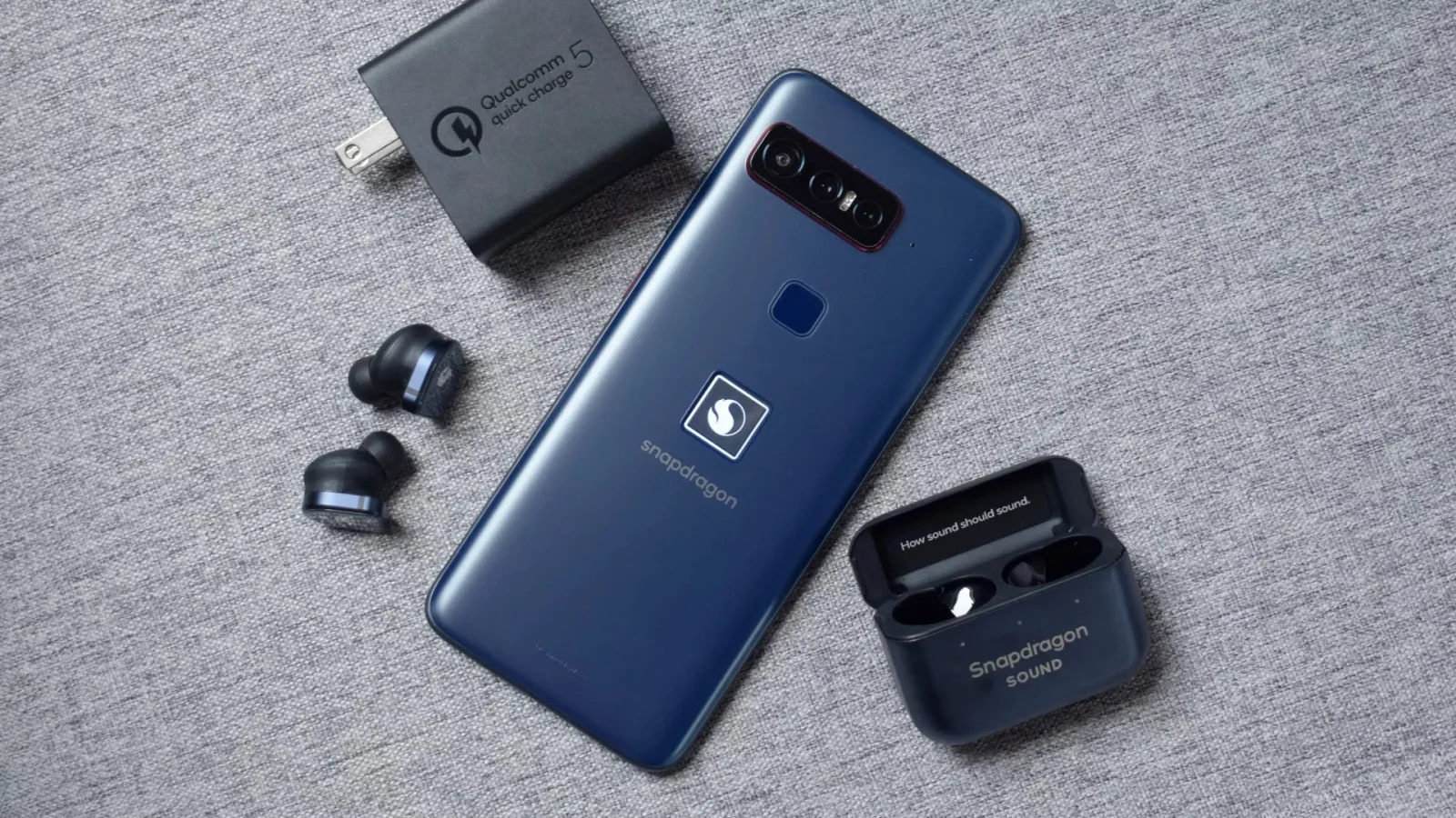 QuickMobile vinde telefoane prototip folosite pentru a testa procesoarele Qualcomm Snapdragon; Cât costă?