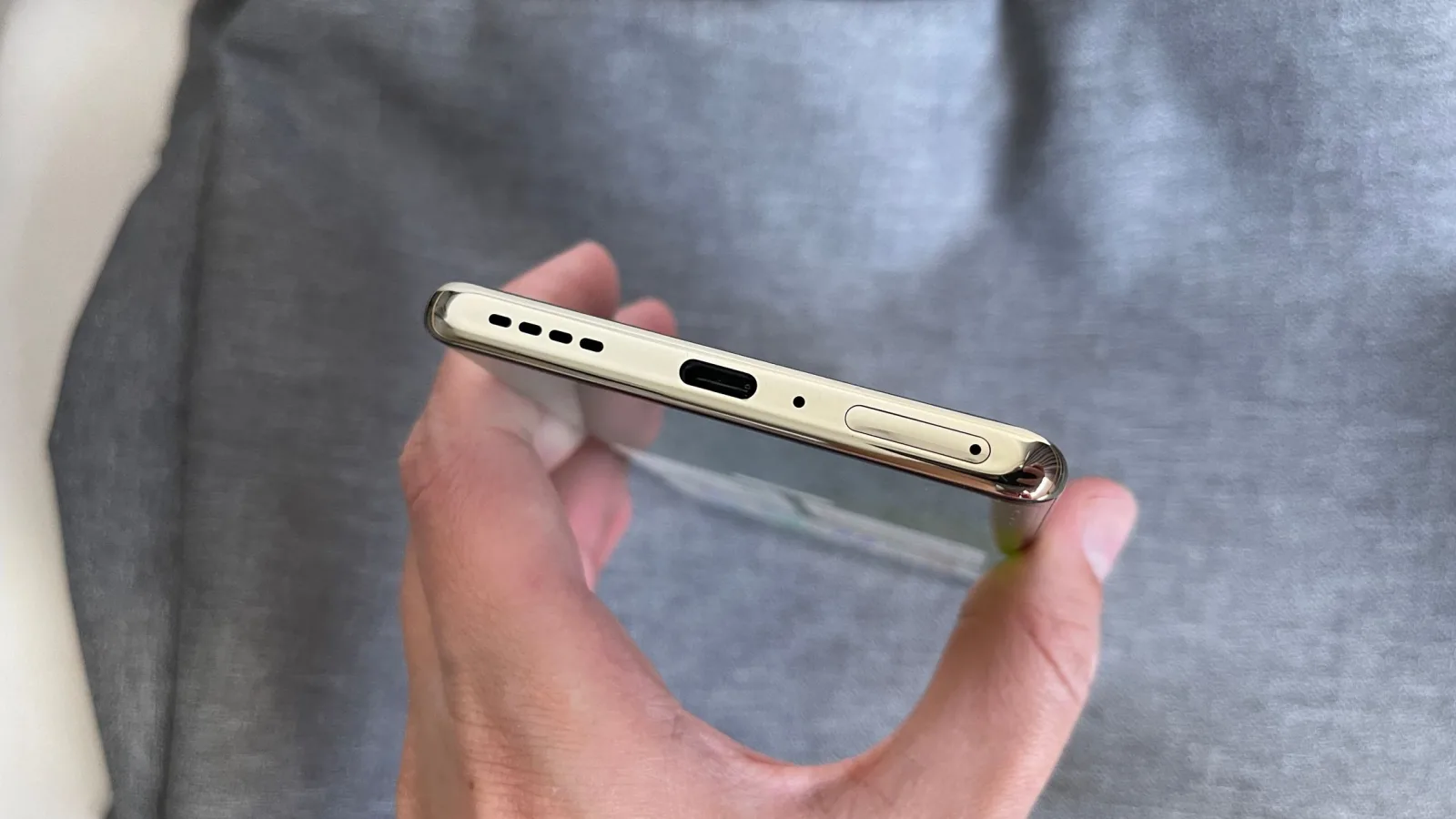 Infinix Note 40 Pro 4G: Acustică stereo cu tărie, acompaniată de tehnologia JBL