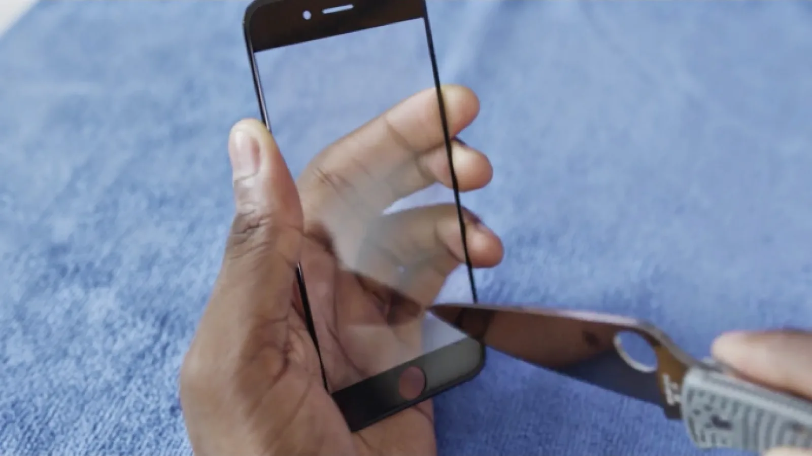 Xiaomi ar putea folosi o protecție din sticlă de safir pentru un viitor telefon de 5.7 inch