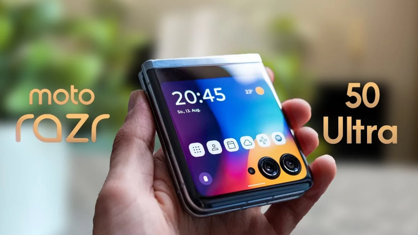 Pare că Motorola razr 50 Ultra va primi cea mai rapidă încărcare integrată până acum pe pliabilele cu clapetă