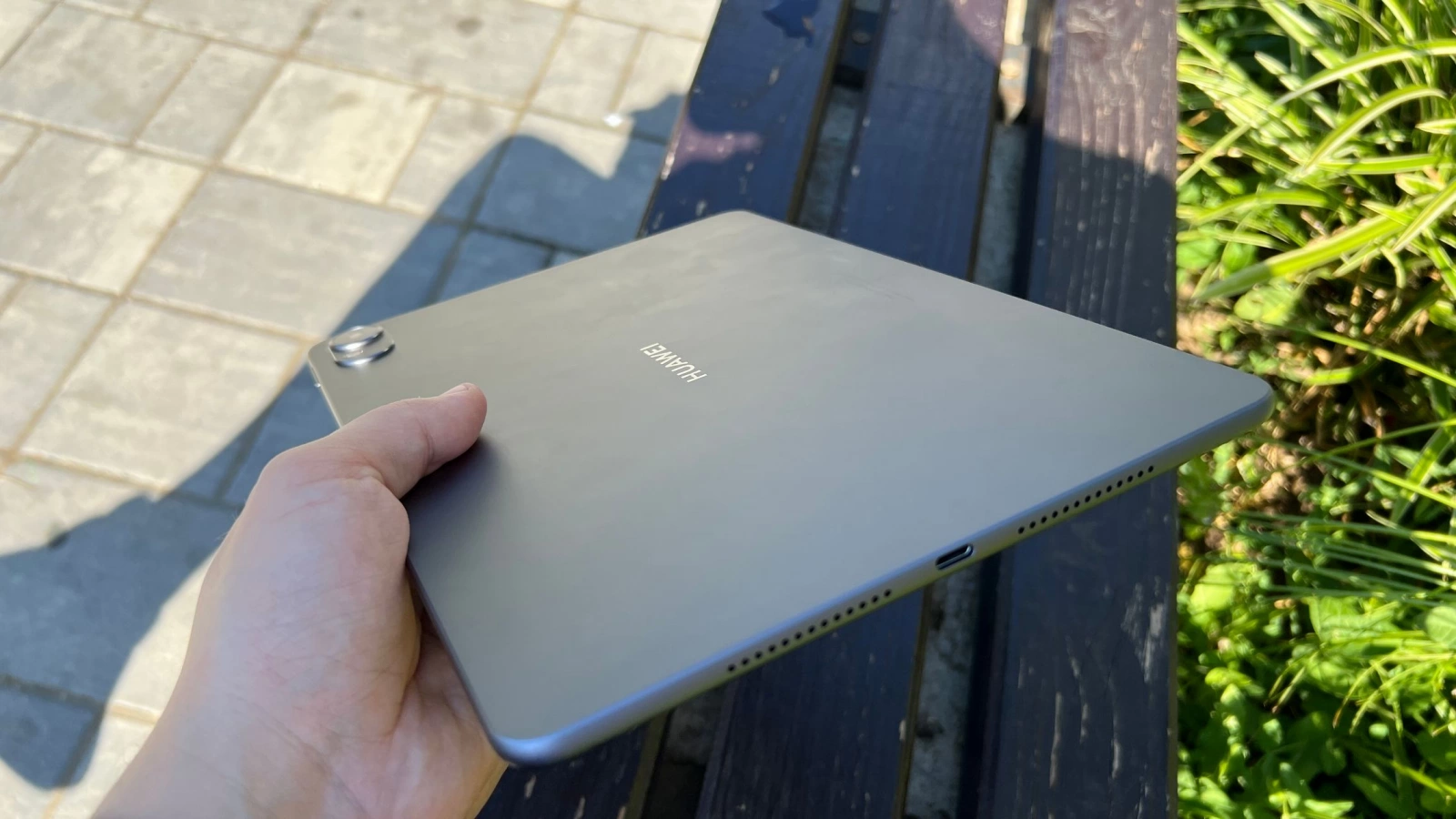 HUAWEI MatePad 11.5 S: Design premium, construcție metalică și finisaje mate all-around