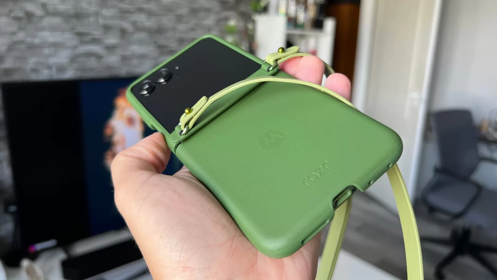 Motorola RAZR 50 Ultra: Sunet de calitate livrat de difuzoarele stereo, plus Snapdragon Sound