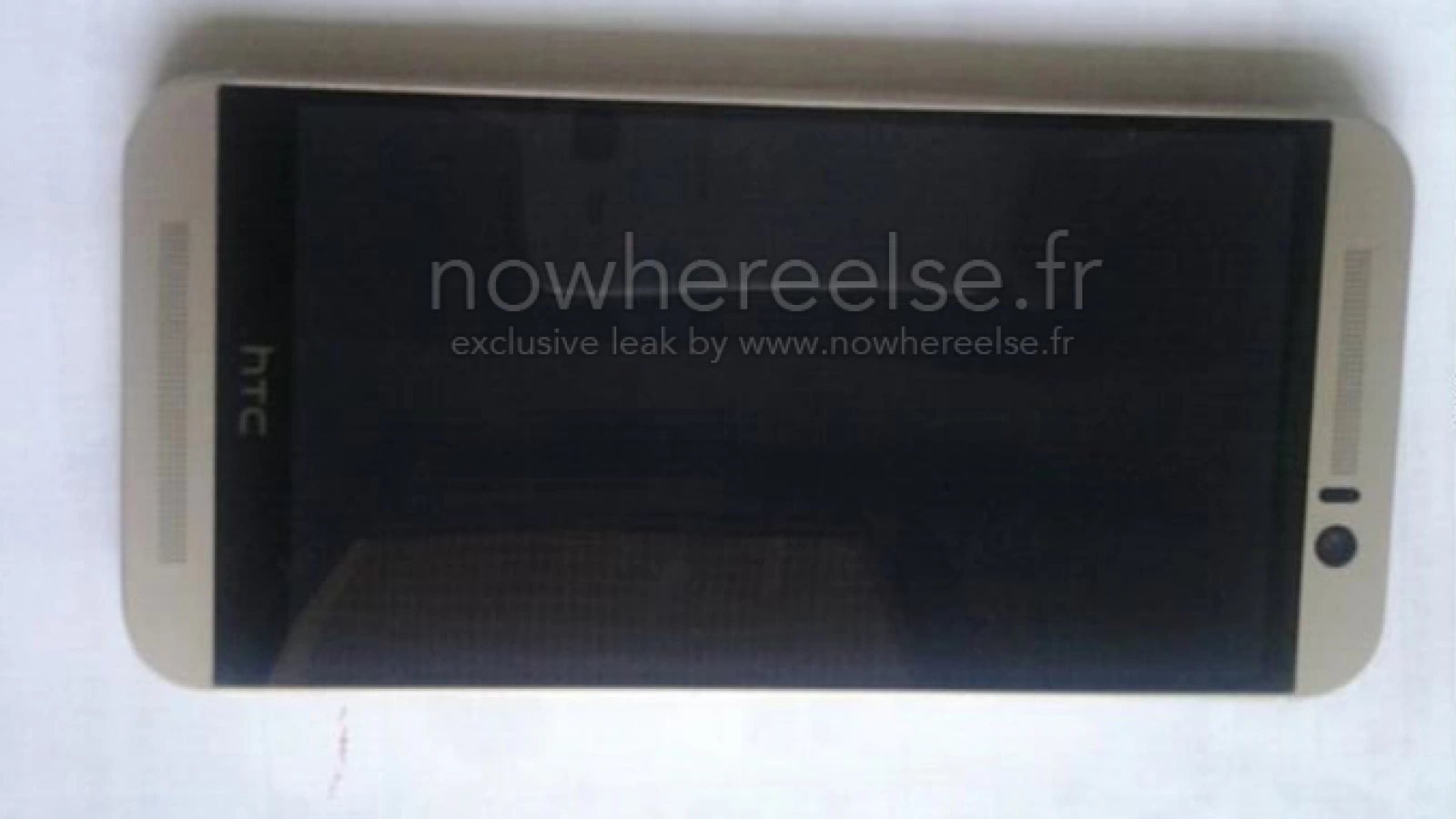 HTC One M9 fotografiat hands on În premieră, aduce mult cu predecesorii săi