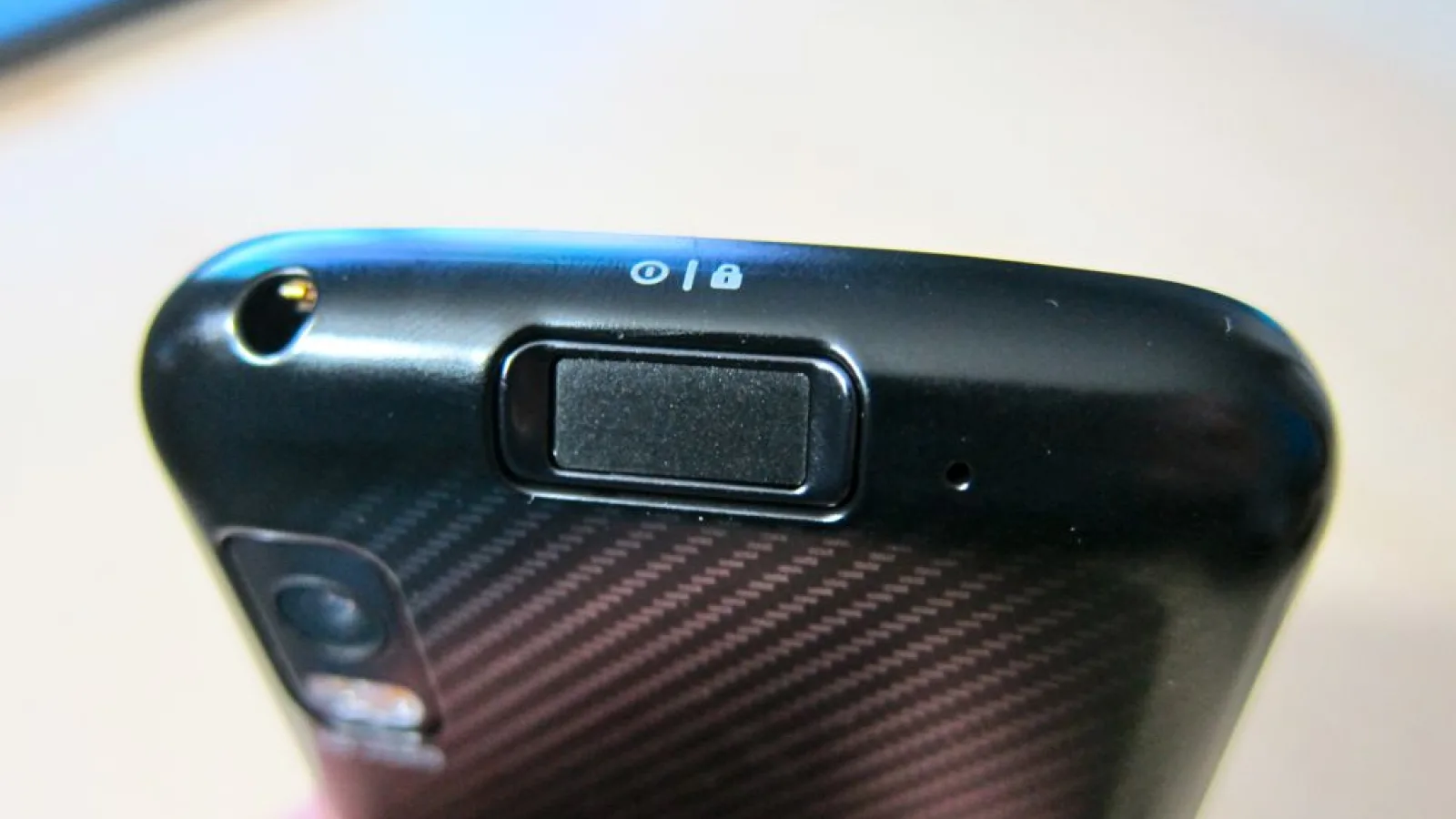 Nexus 6 ar fi trebui să sosească cu scanner de amprente, dar s-a renunțat la acesta În ultima clipă