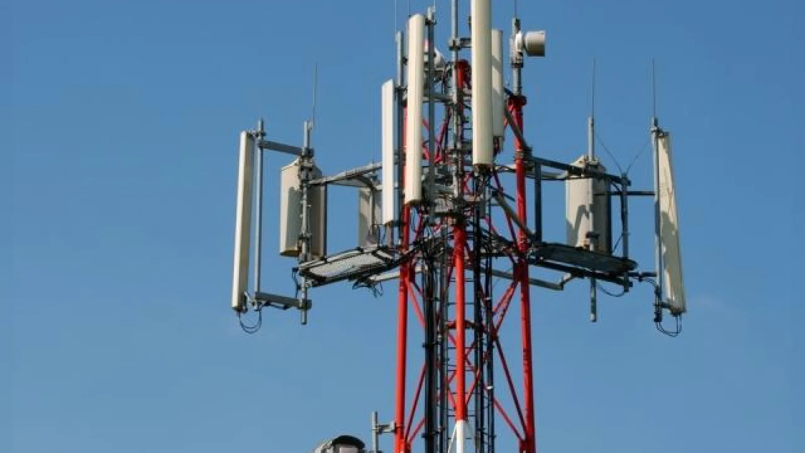 Orange, RCS&RDS, Vodafone și Telekom poartă discuții cu privire la o posibilă combinare a rețelelor