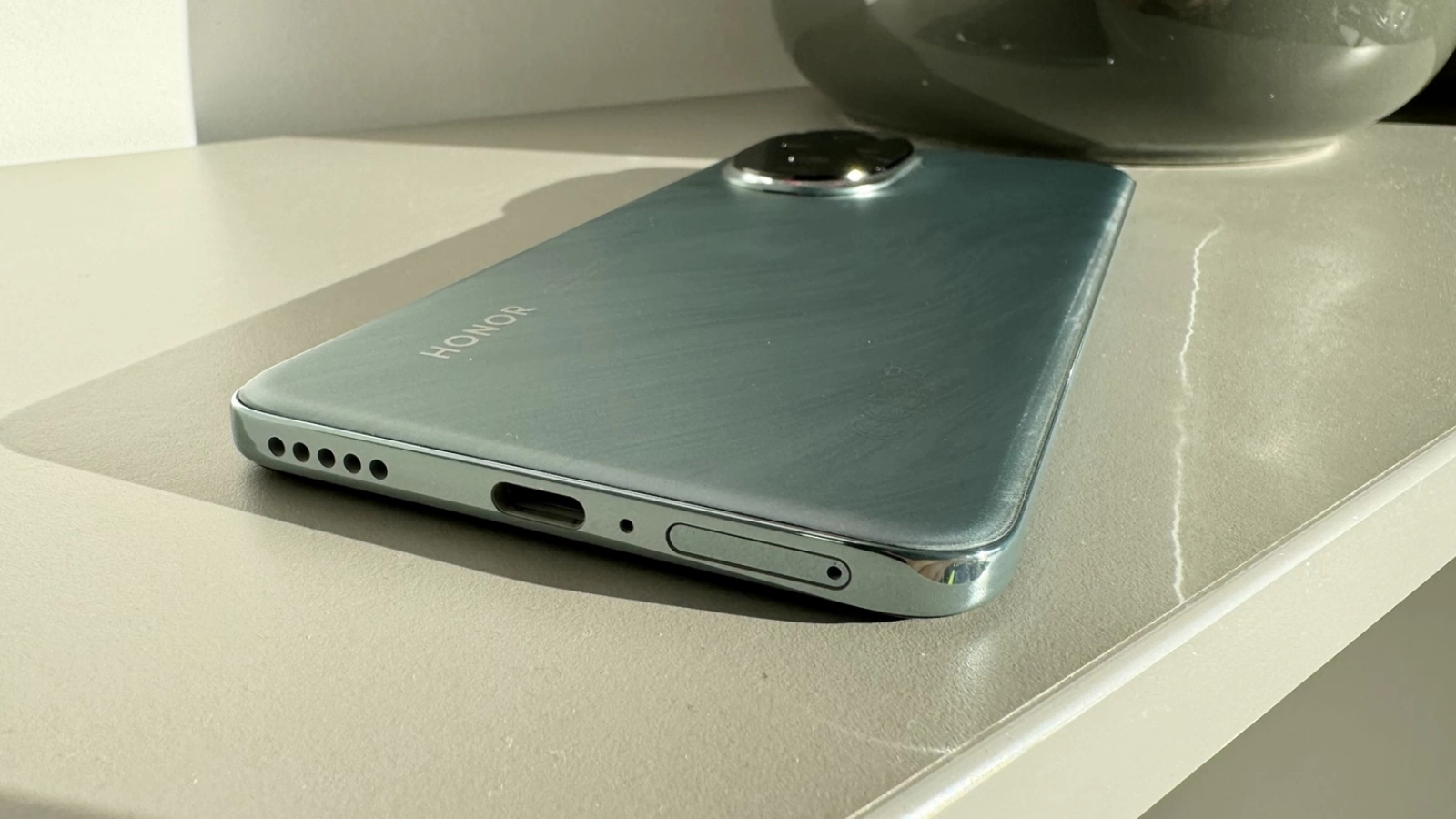 HONOR 200: Baterie record absolut pe zona midrange