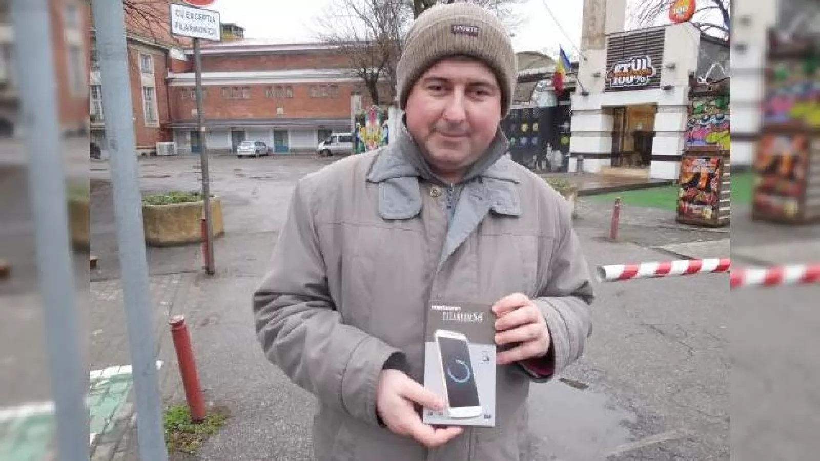 Lazea Felix din Timișoara este fericitul câștigător al smartphone-ului Karbonn Titanium S6