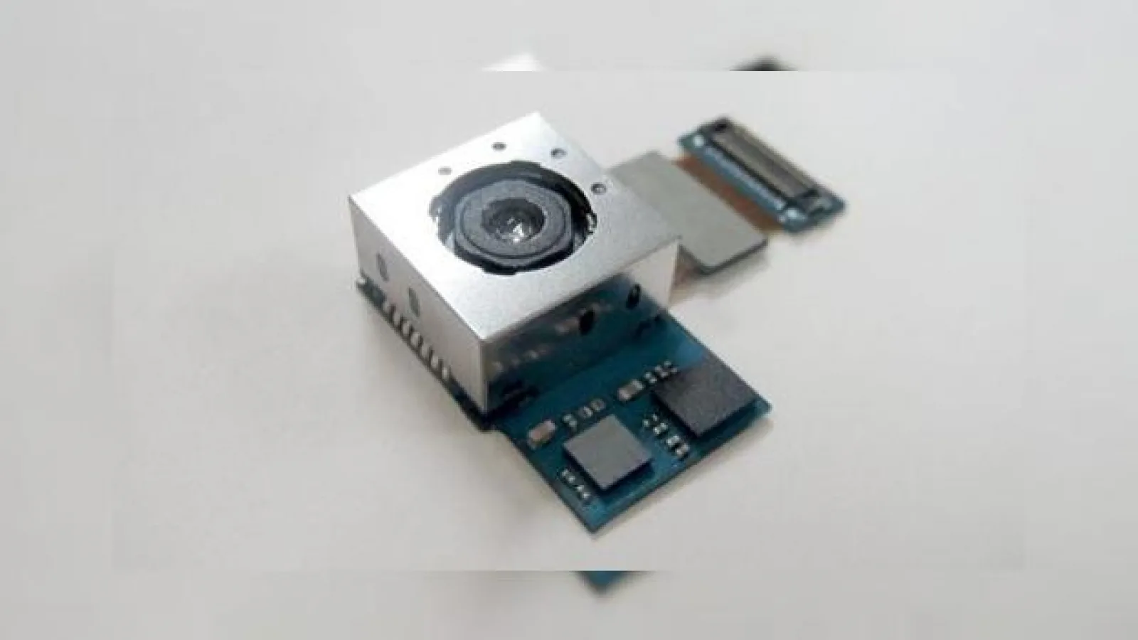 Primele detalii despre camera lui Samsung Galaxy S6 sunt dezvăluite; vom primi un senzor de 20 megapixeli