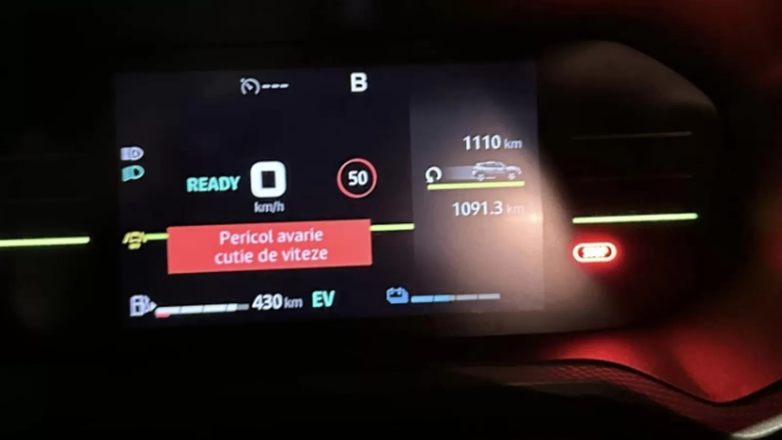Motorul 1.6 E-Tech hibrid de pe noul Duster se confruntă cu probleme; Ce reclamă posesorii SUV-ului Dacia?