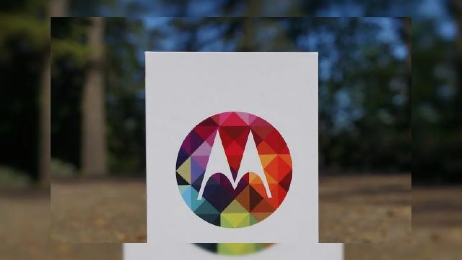 Motorola pregătește un anunț inedit; publicațiile tech vor primi un pachet misterios chiar în dimineața zilei de 25 februarie