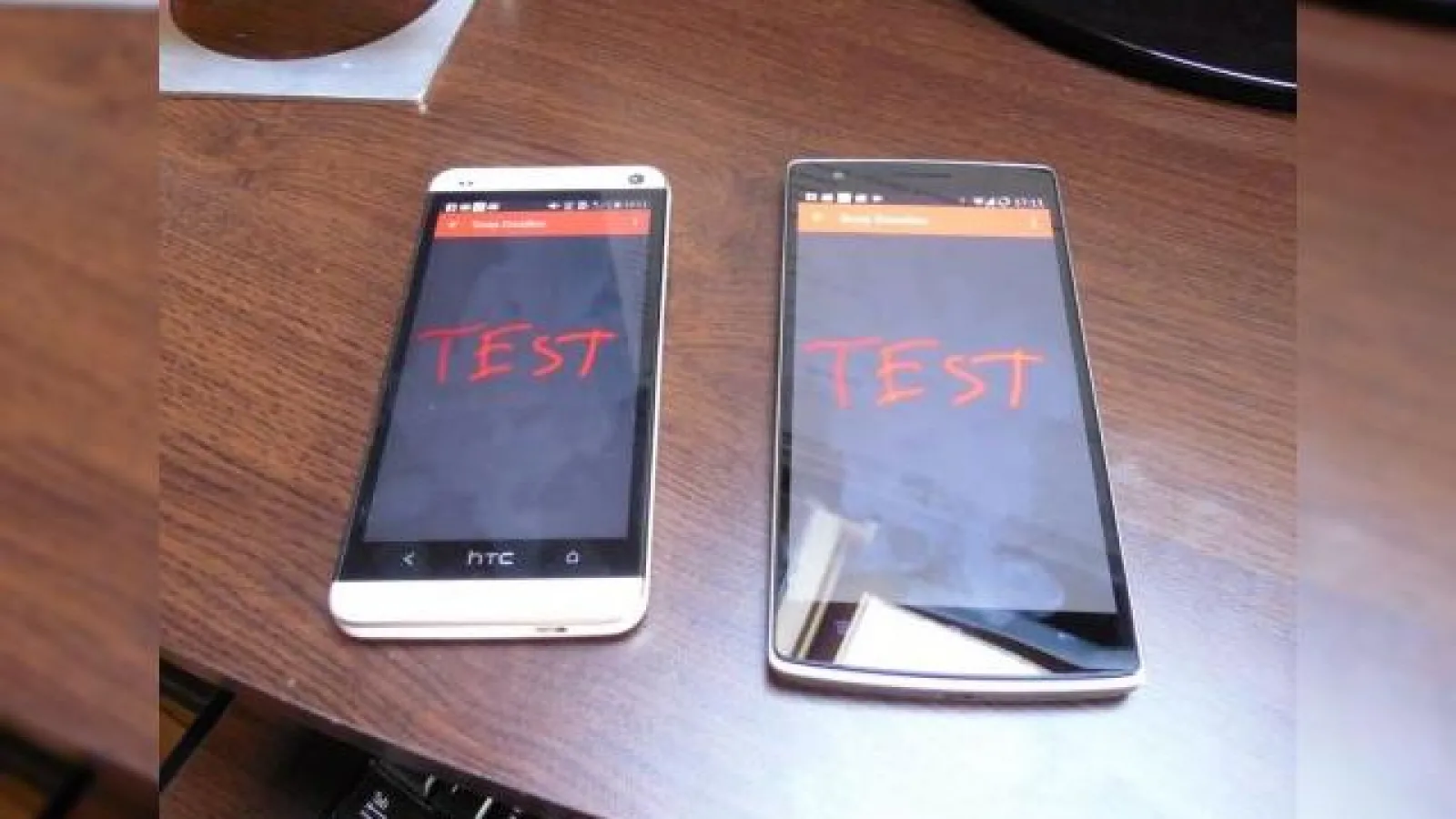 SnapDoodles este o aplicaţie drăguţă de mâzgălituri trimise în timp real pe alt telefon (Video)