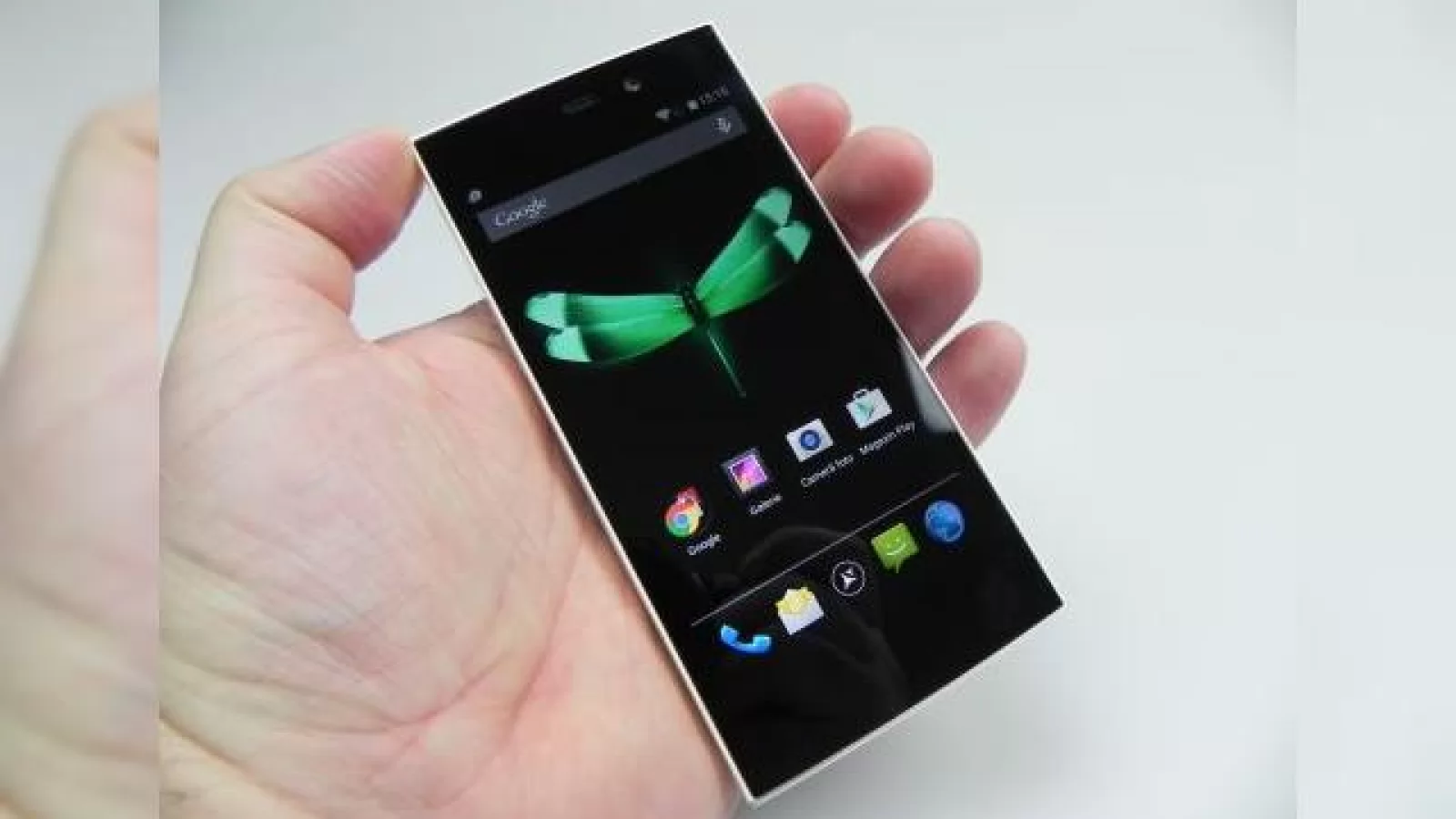 Allview X1 Xtreme Mini Review: telefon solid cu carcasa din aluminiu, axat pe selfie Ultrapixel şi cu performanţă bună (Video)