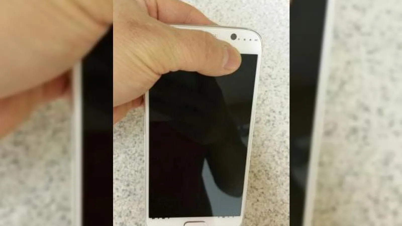 Imagini cu Samsung Galayx S6 în varianta prototip ajung pe web prin intermediul unui utilizator XDA Developers